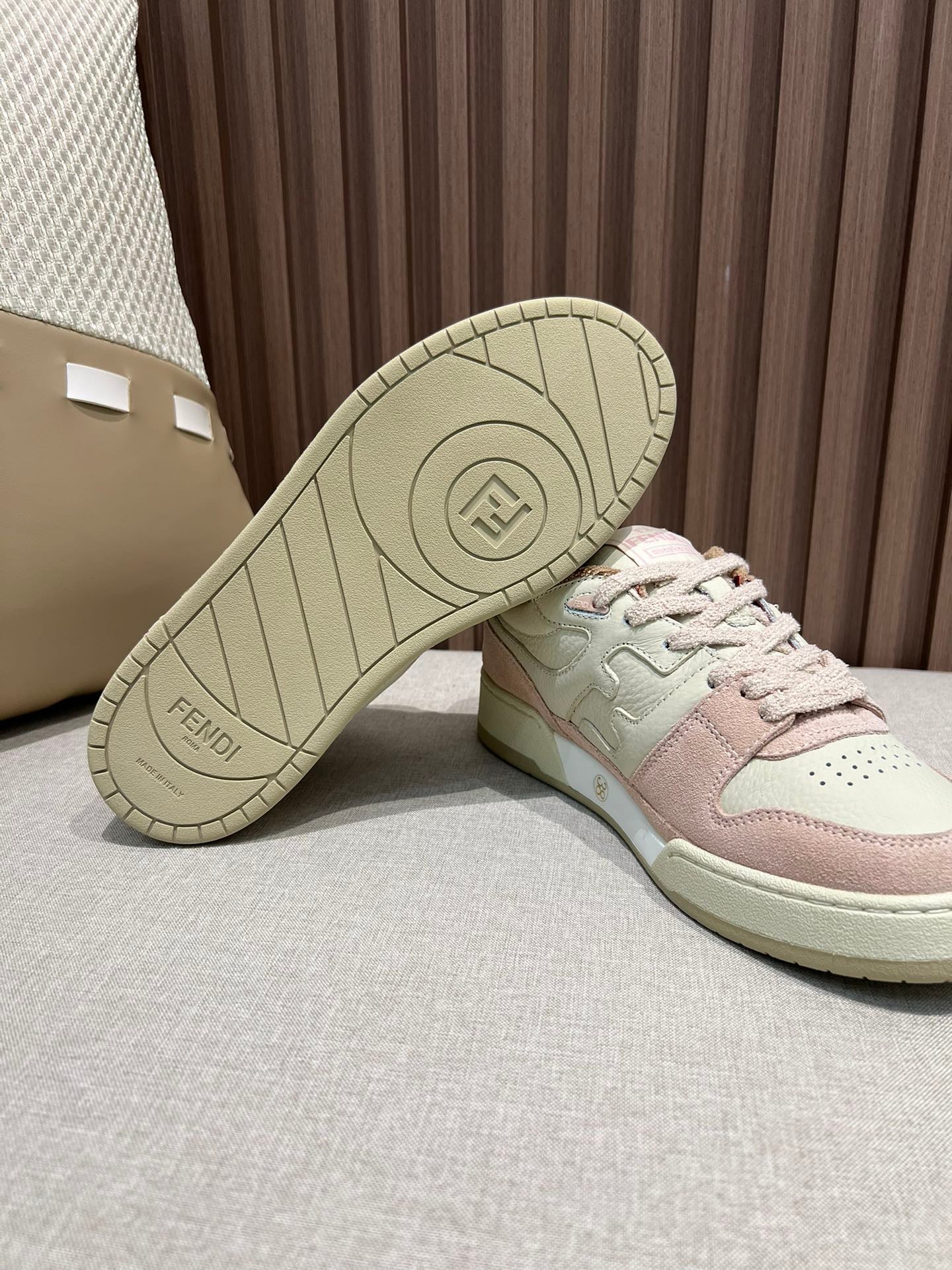F MATCH Couple Sneakers