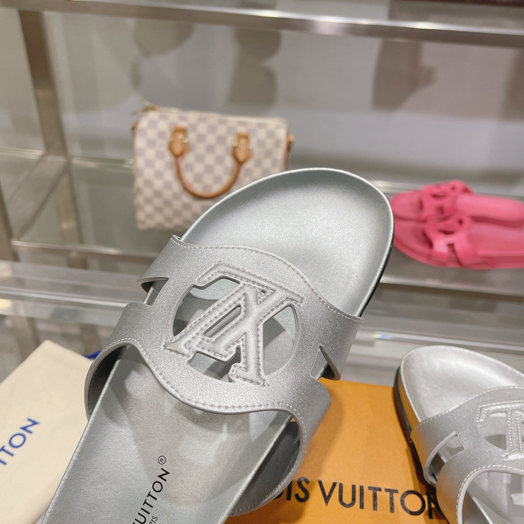 L men's and women's sandals