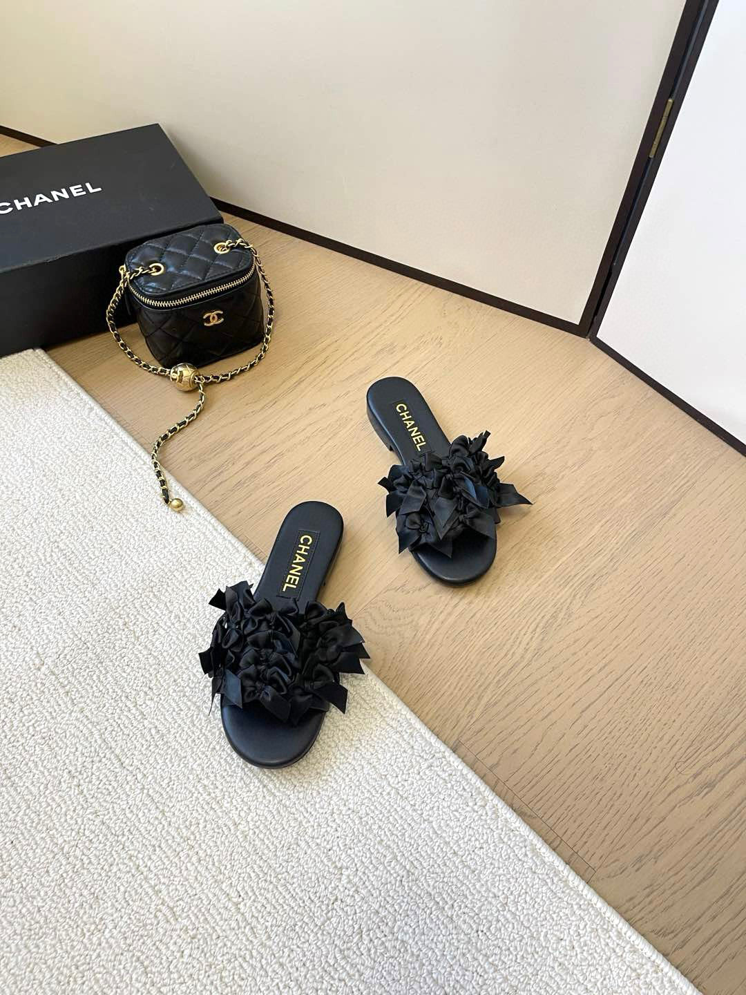 C 25 Multi Bow High Heels Slippers