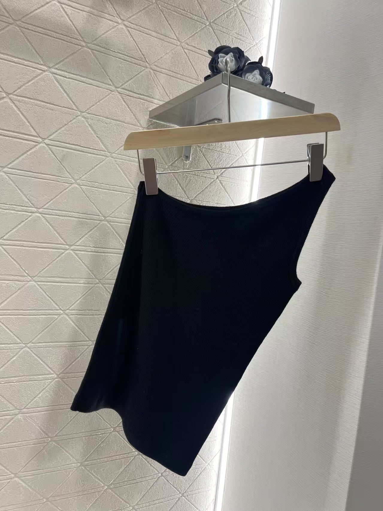 25ss one shoulder knitted vest