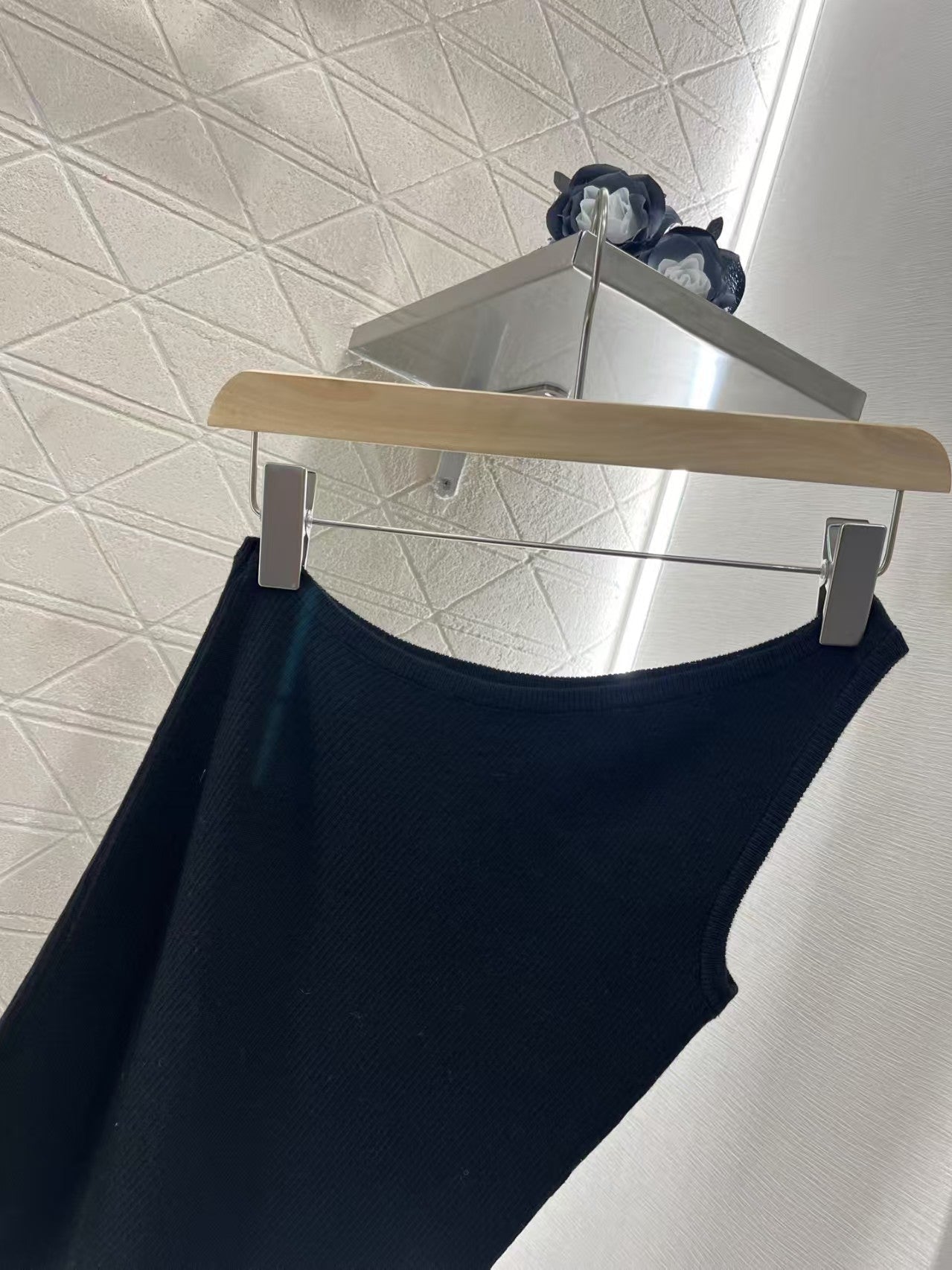 25ss one shoulder knitted vest