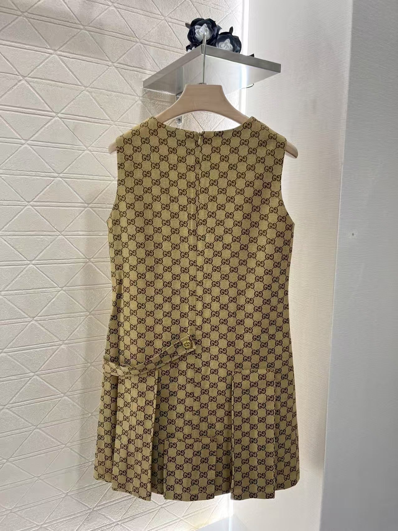 25ss sleeveless pleated jacquard tank dress