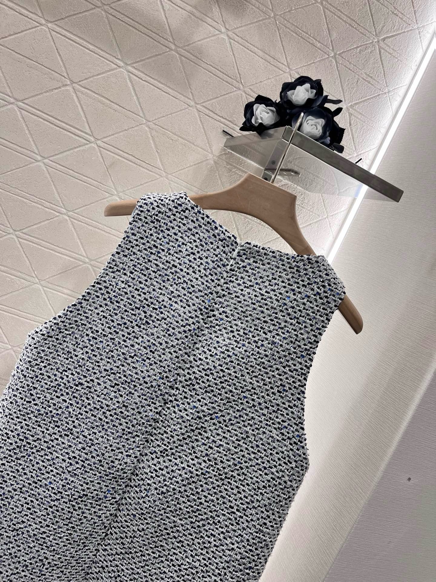 👗25 Spring/Summer Spun Yarn V-Neck Vest Dress