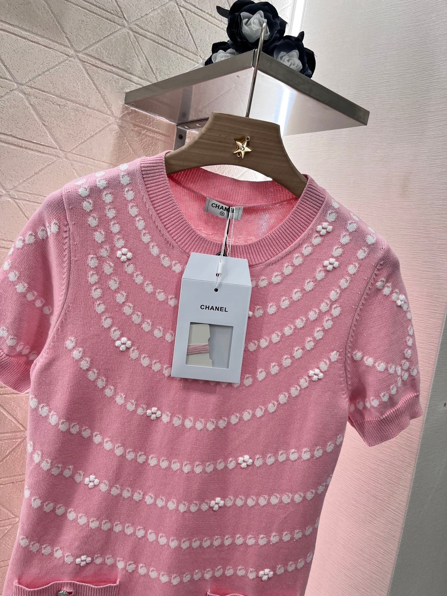 25ss Jacquard knit dress with pendant