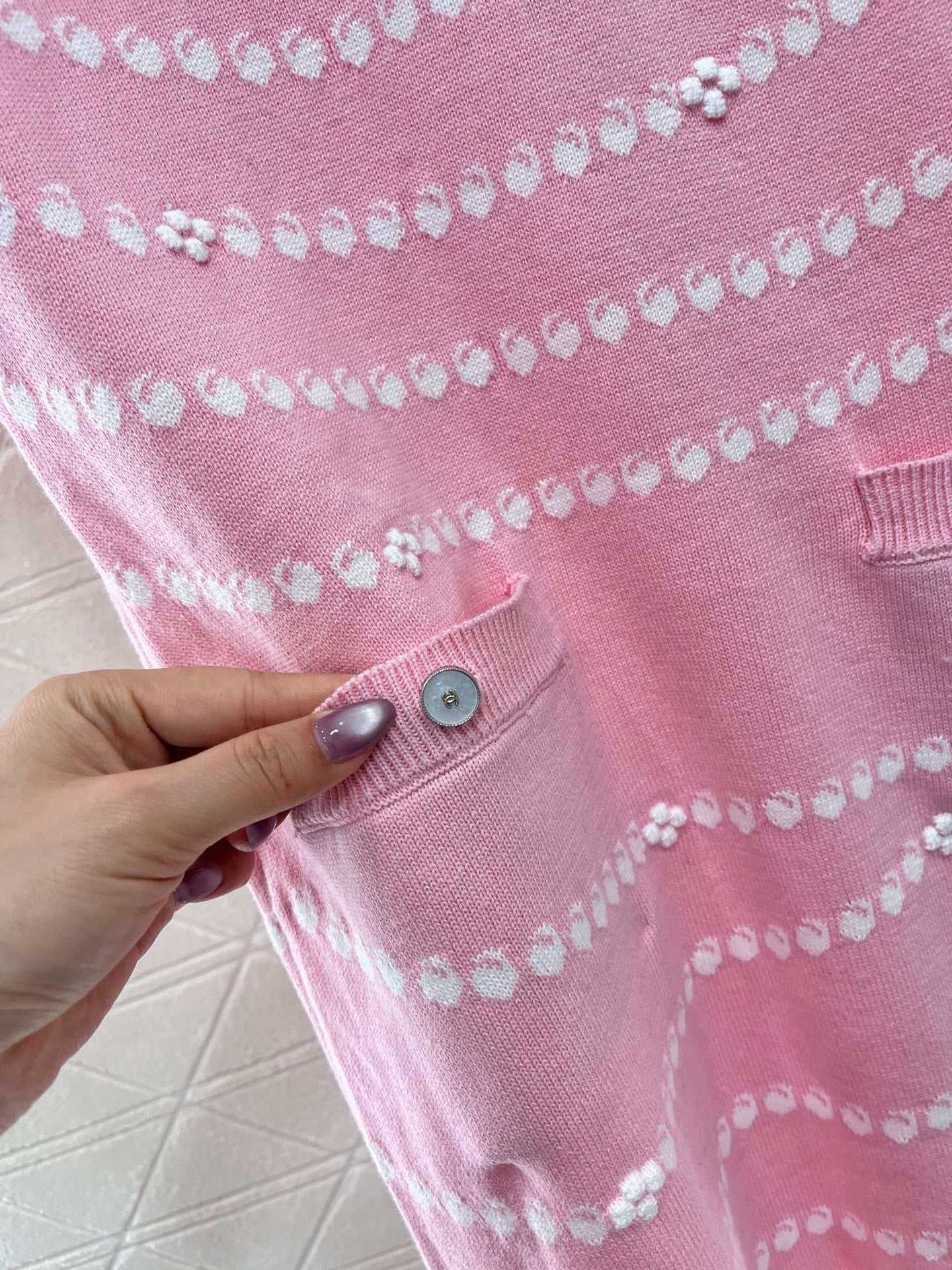 25ss Jacquard knit dress with pendant