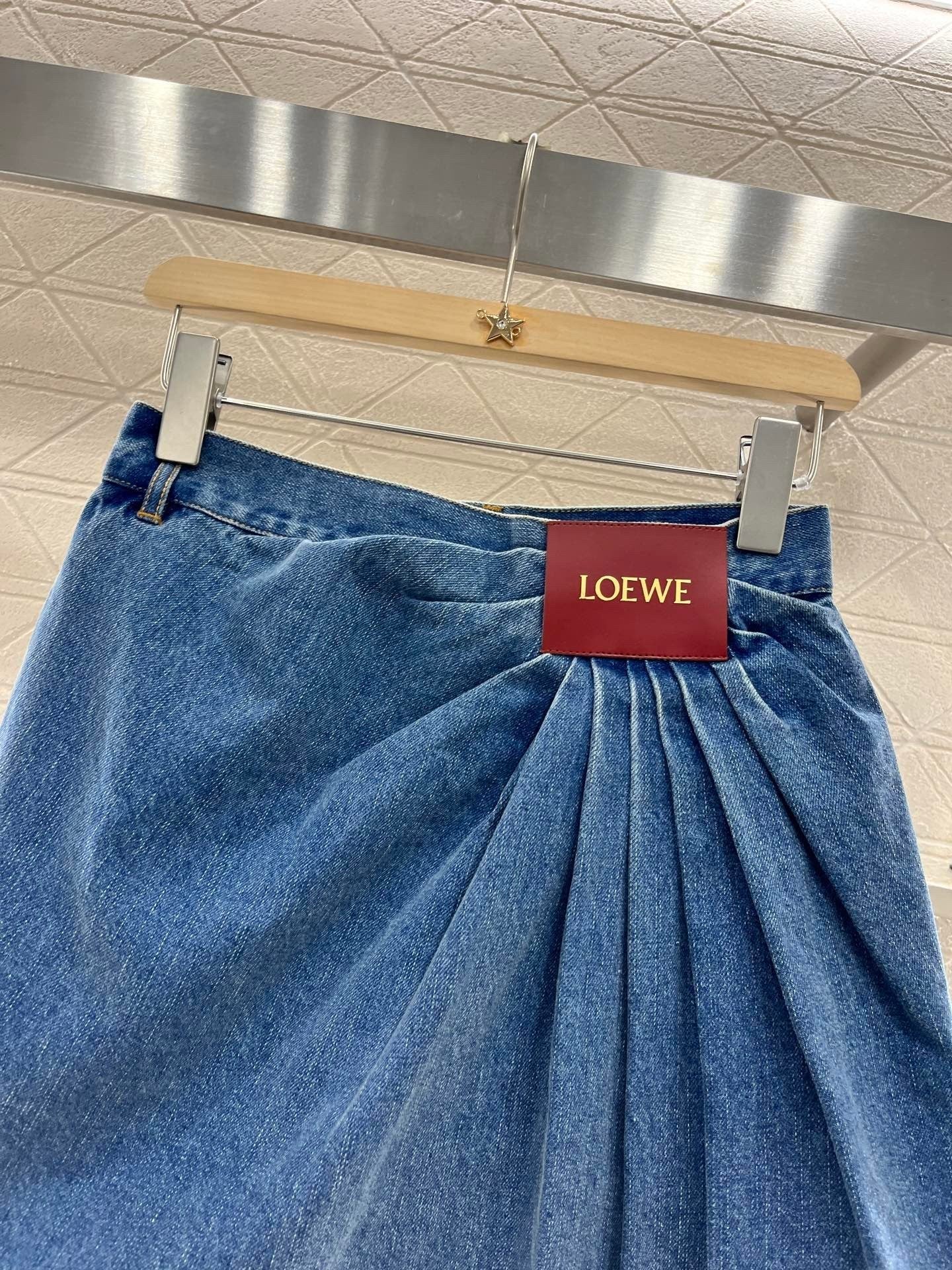 25ss leather label pleated fashionable denim skirt