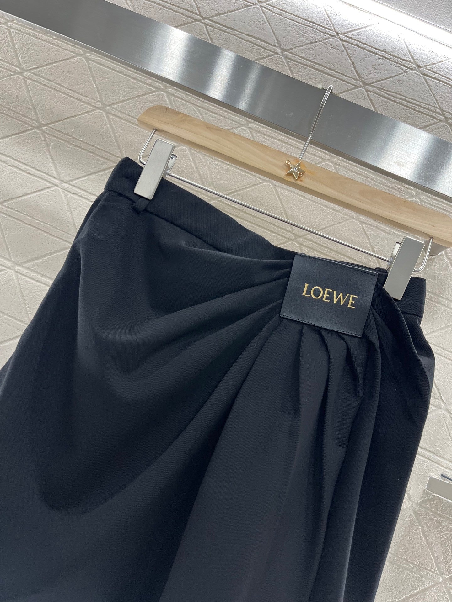 25ss leather label pleated fashionable suit skirt