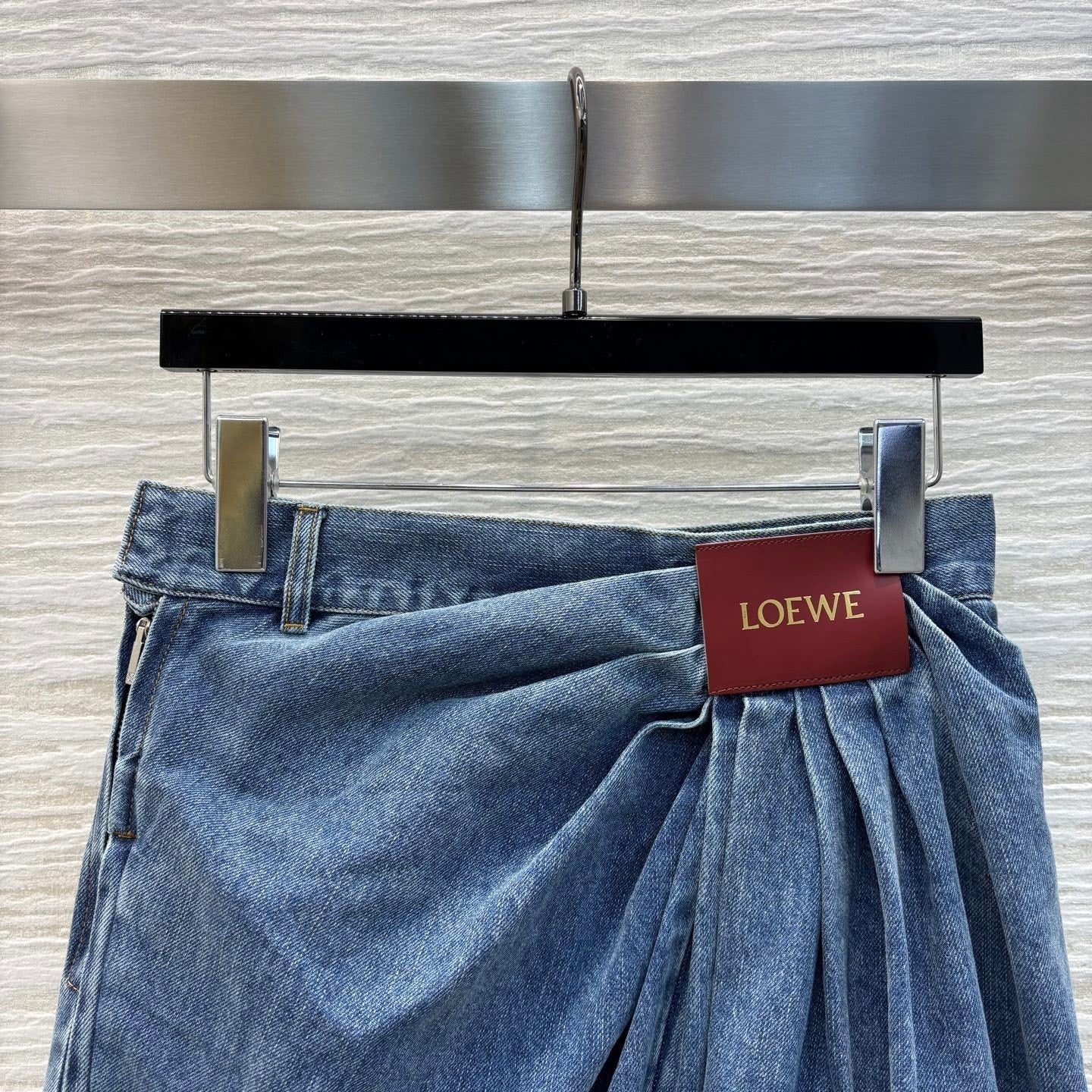 25ss wide-leg denim trousers with crinkled logo and leather trim