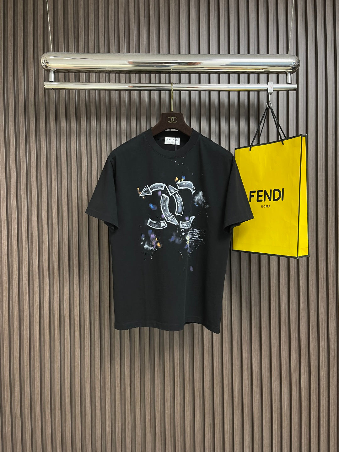 25ss early spring new simple logo graffiti series minimalist letter print short-sleeved T-shirt