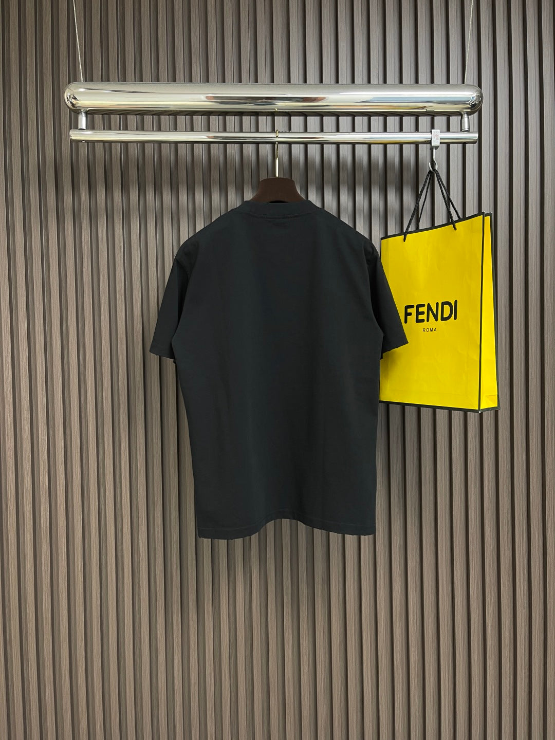 25ss early spring new simple logo graffiti series minimalist letter print short-sleeved T-shirt