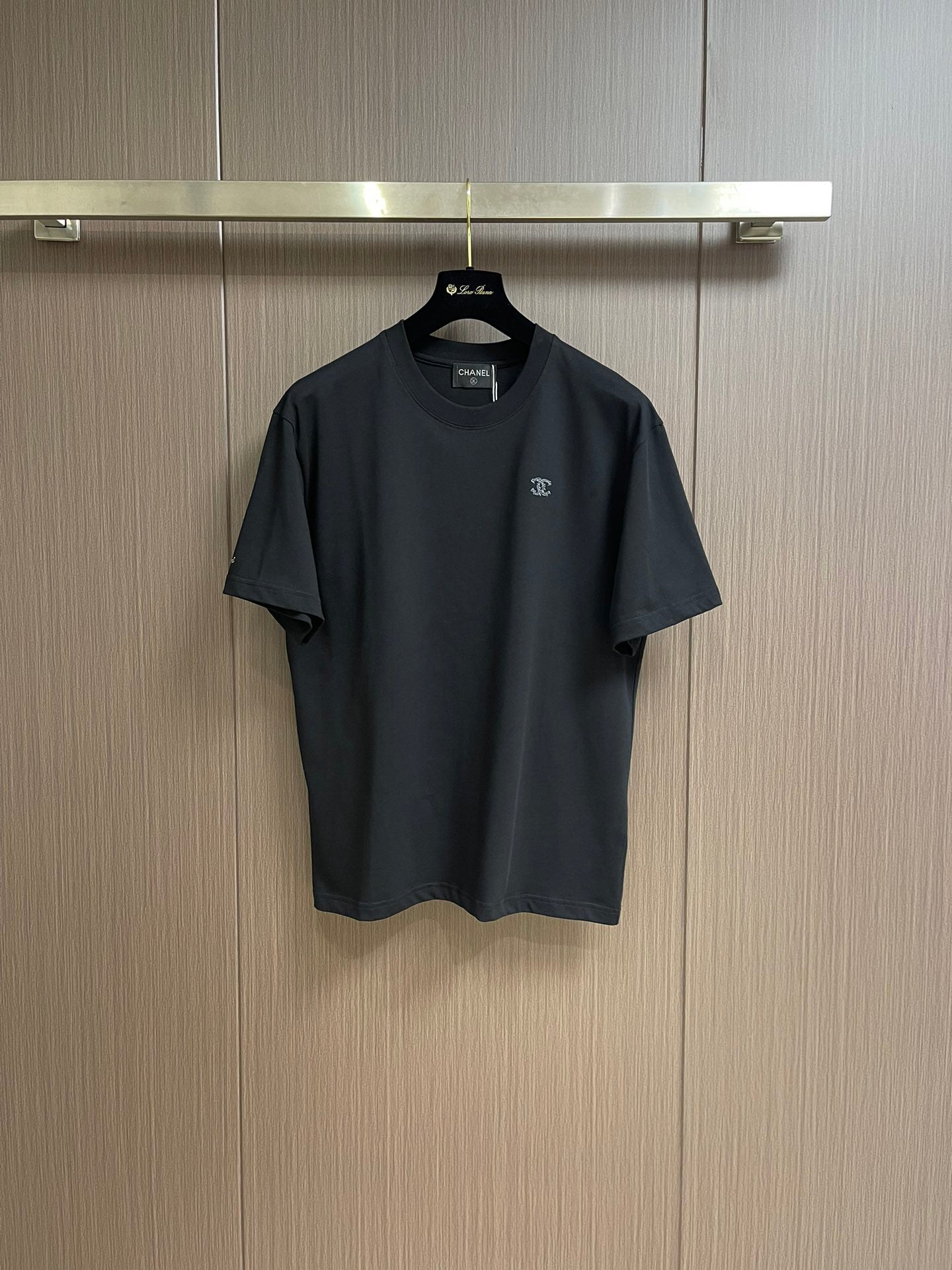 25 Silver metallic thread embroidered short sleeves