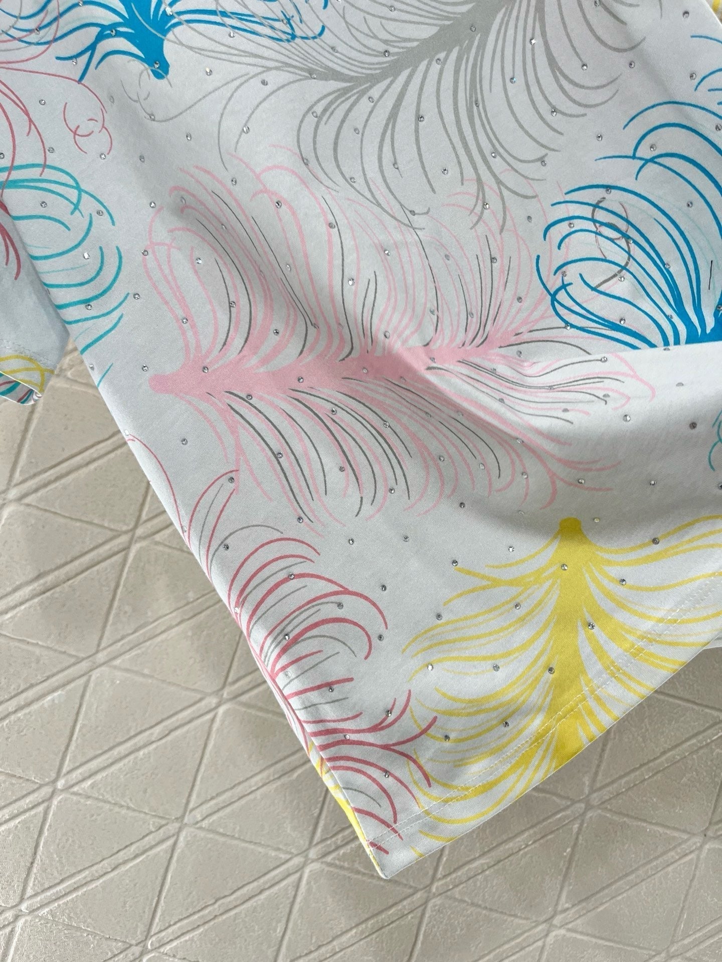25SS New Feather Hot Diamond Printing