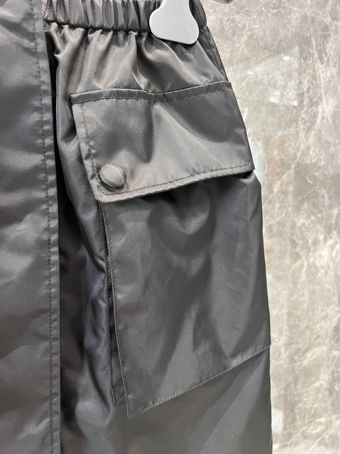 P 25 Elastic Waist Pocket Half Skirt