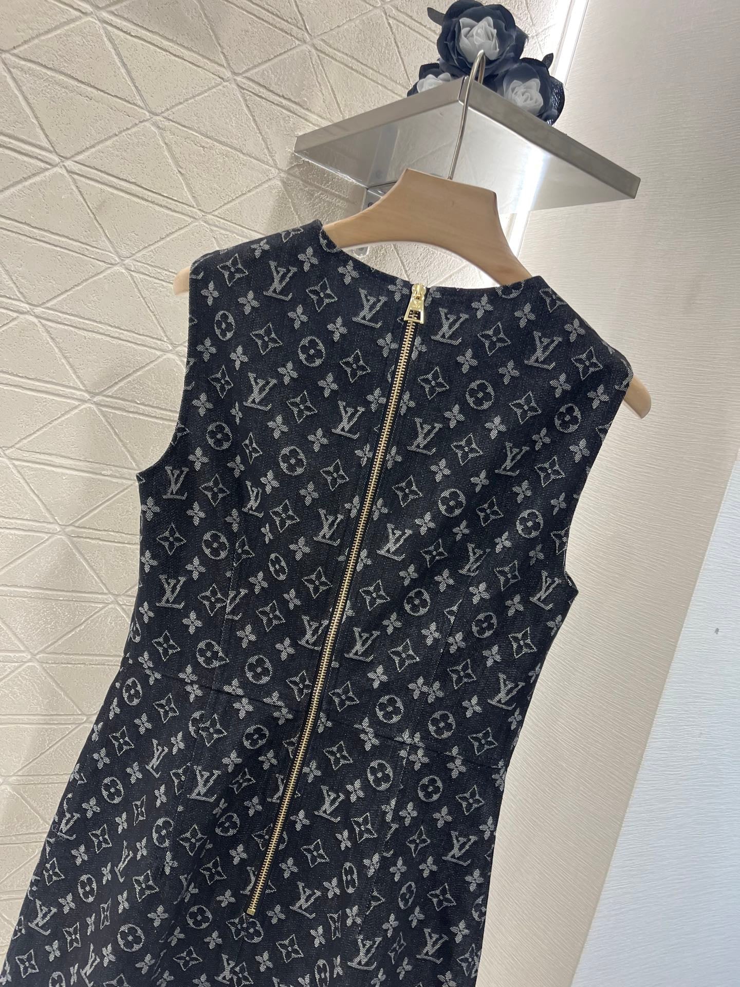 L Jacquard Denim Vest Skirt