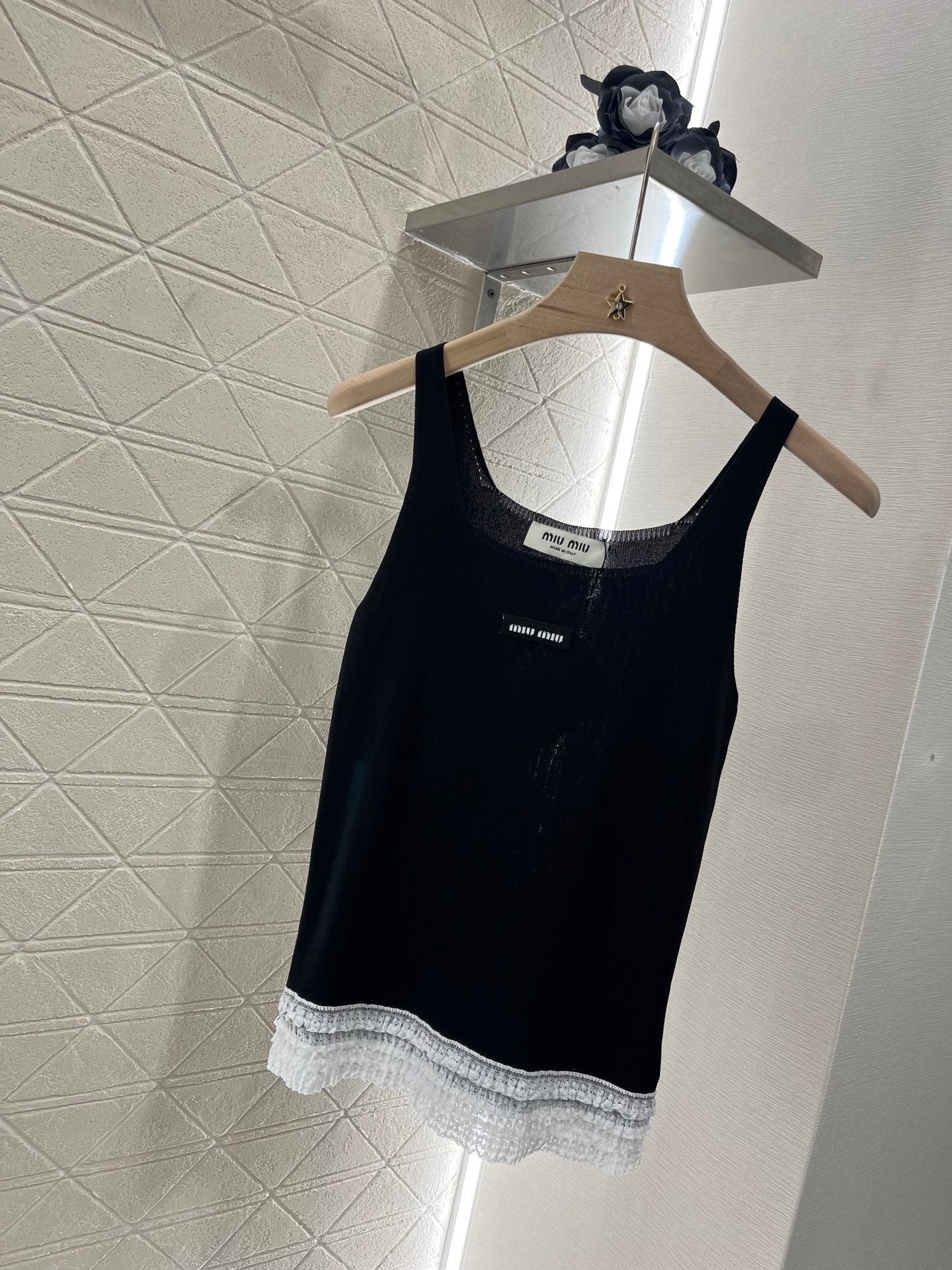 Lace camisole knit tank top