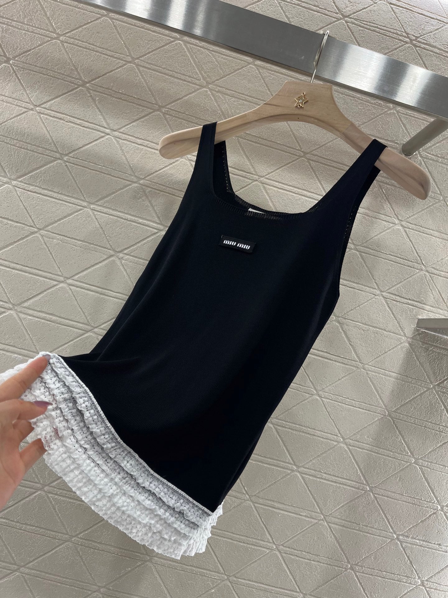 Lace camisole knit tank top