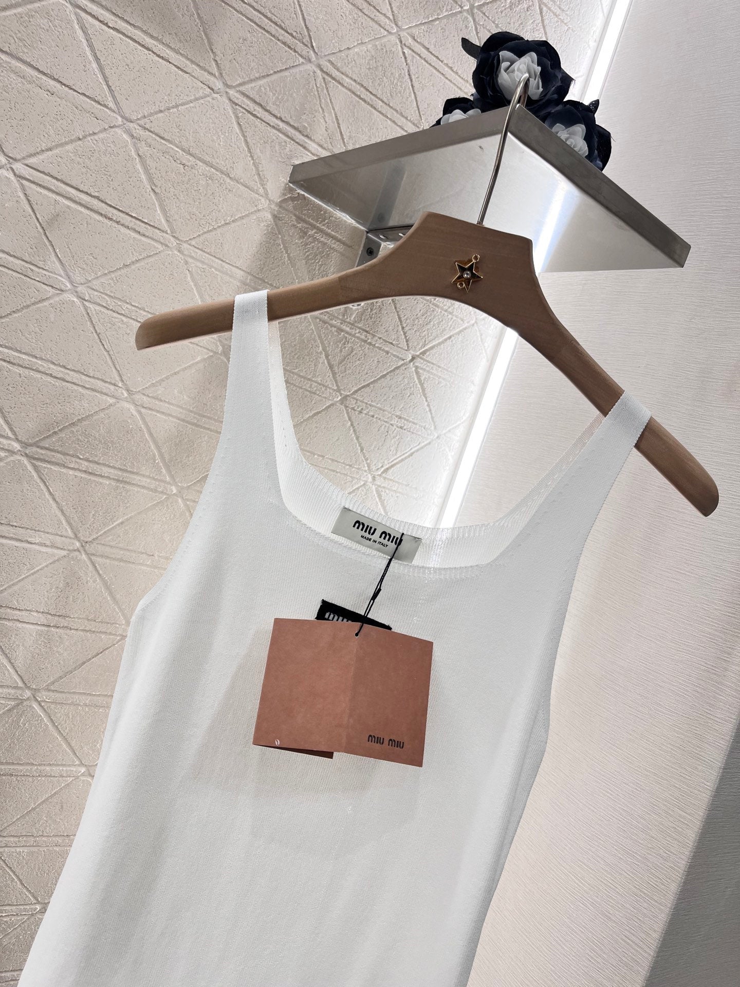Lace camisole knit tank top