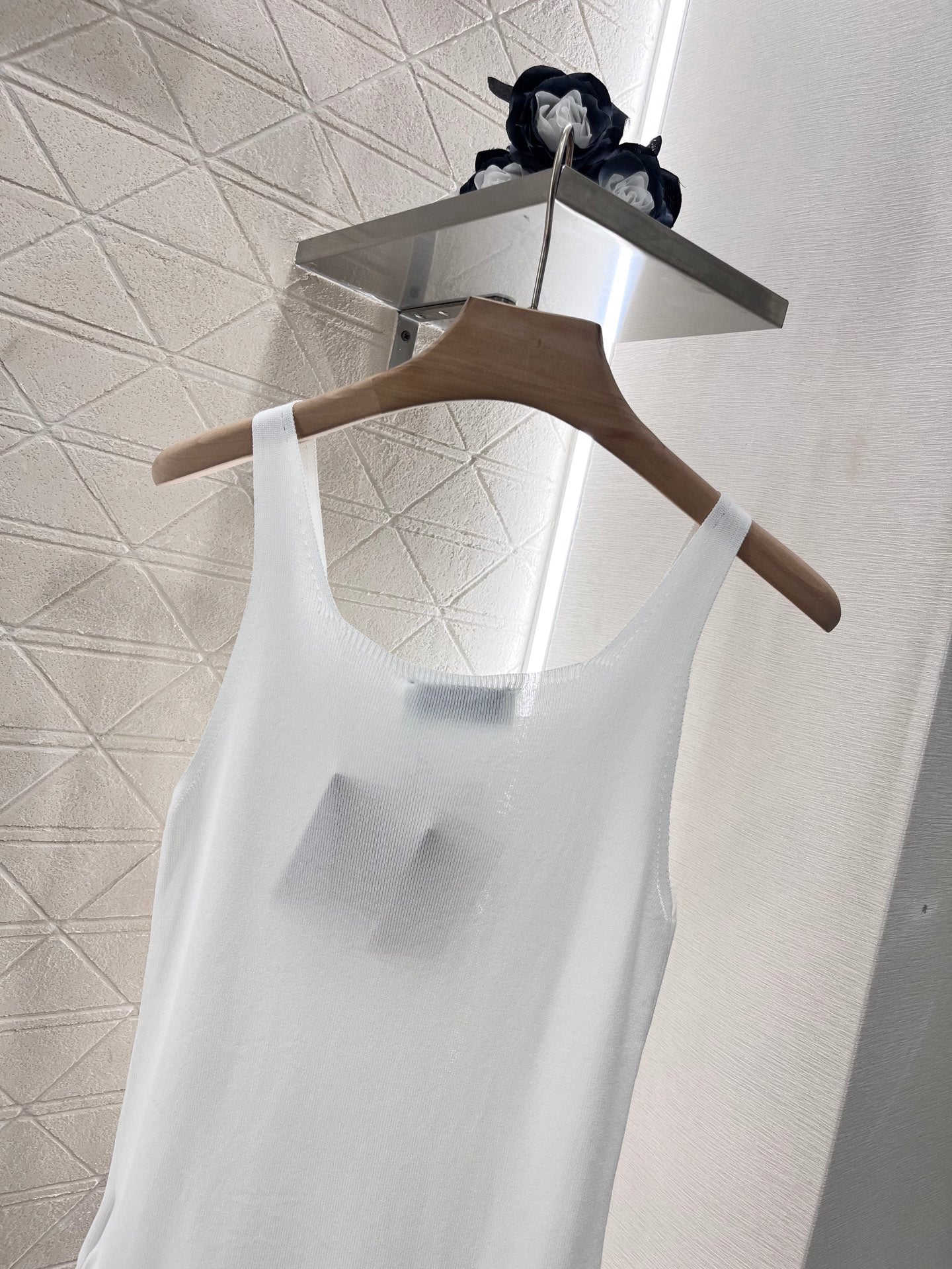 Lace camisole knit tank top