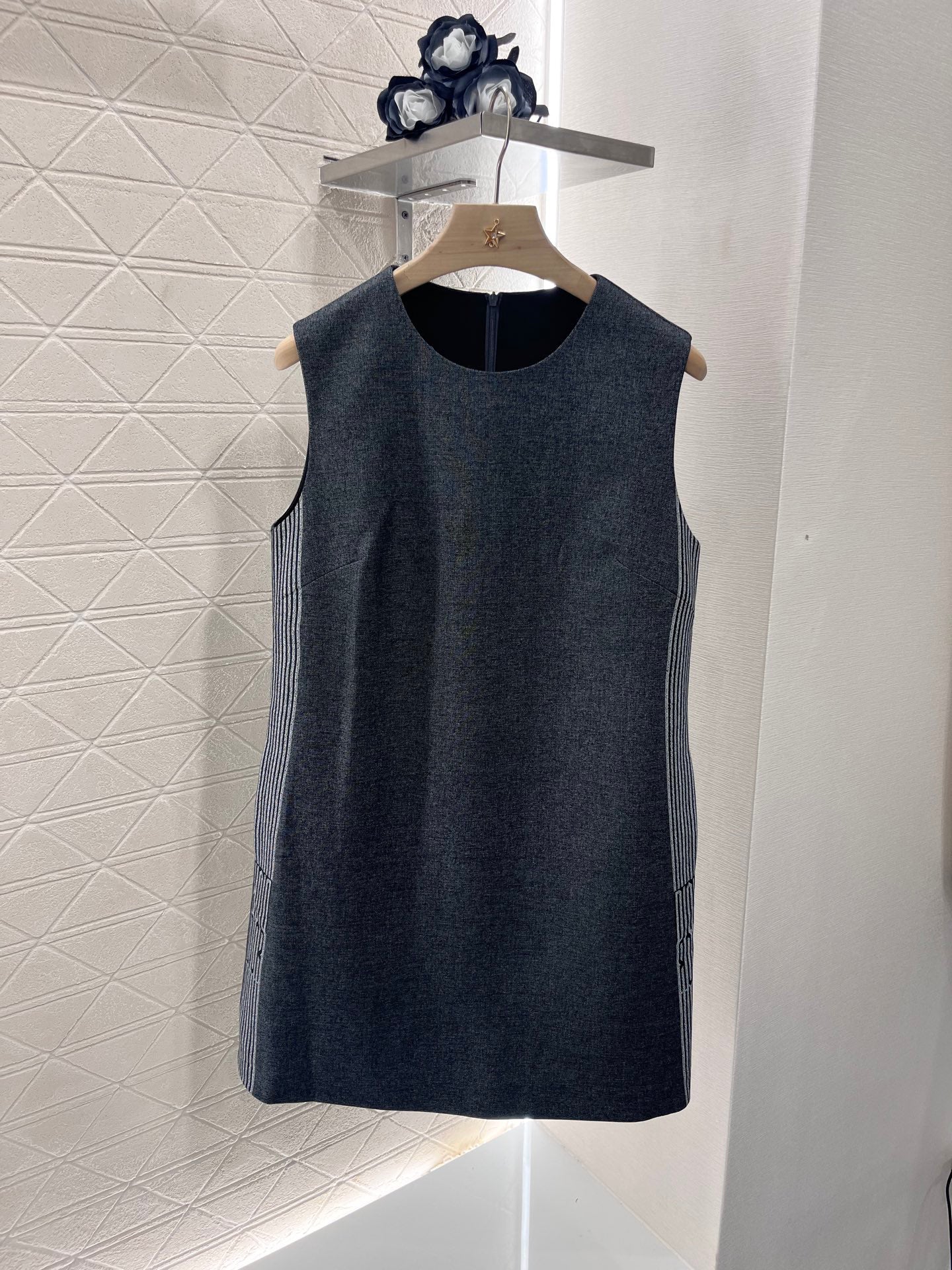 25 Straight Ribbon Vest Dress