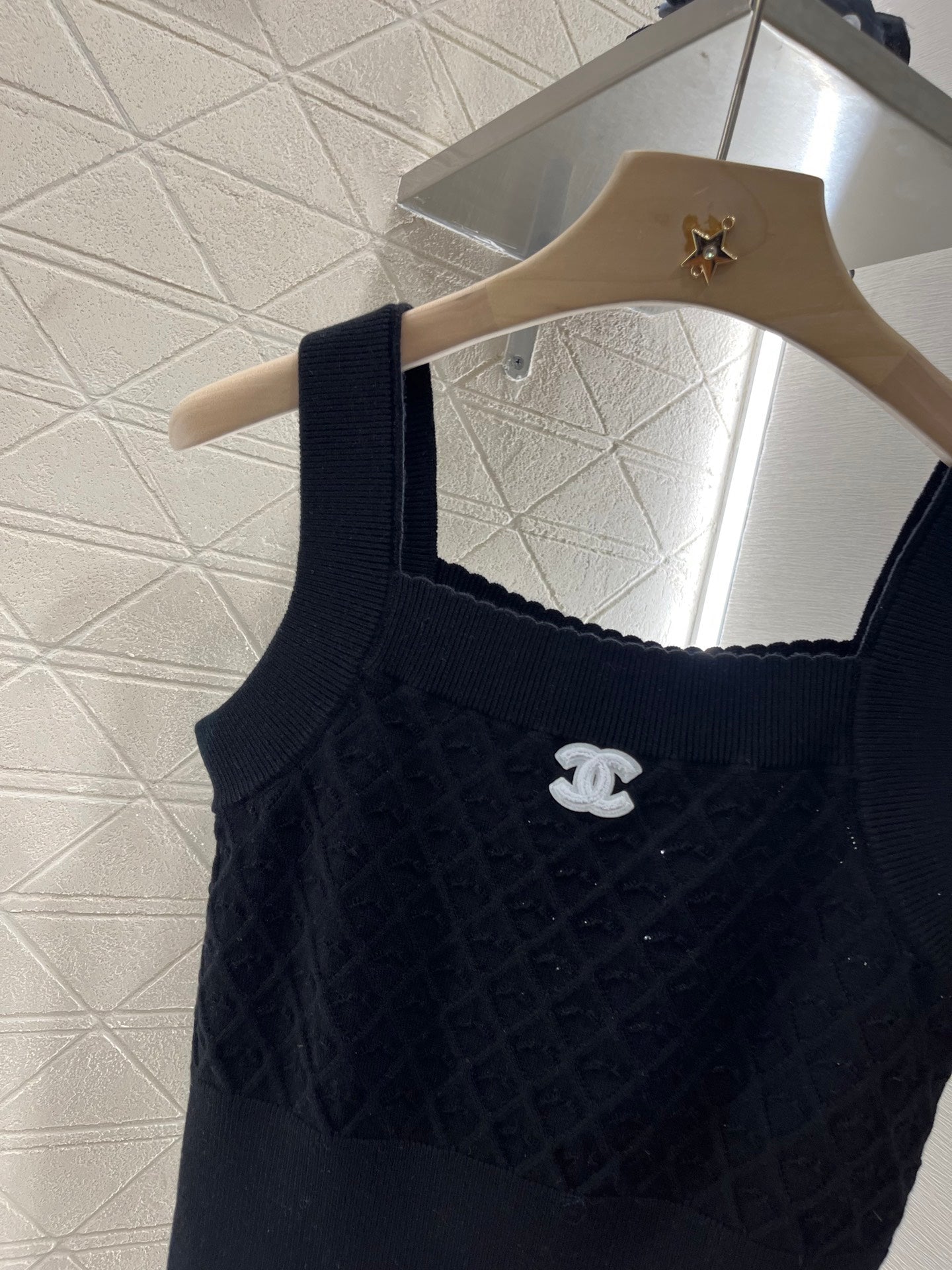 Plume Knit Vest
