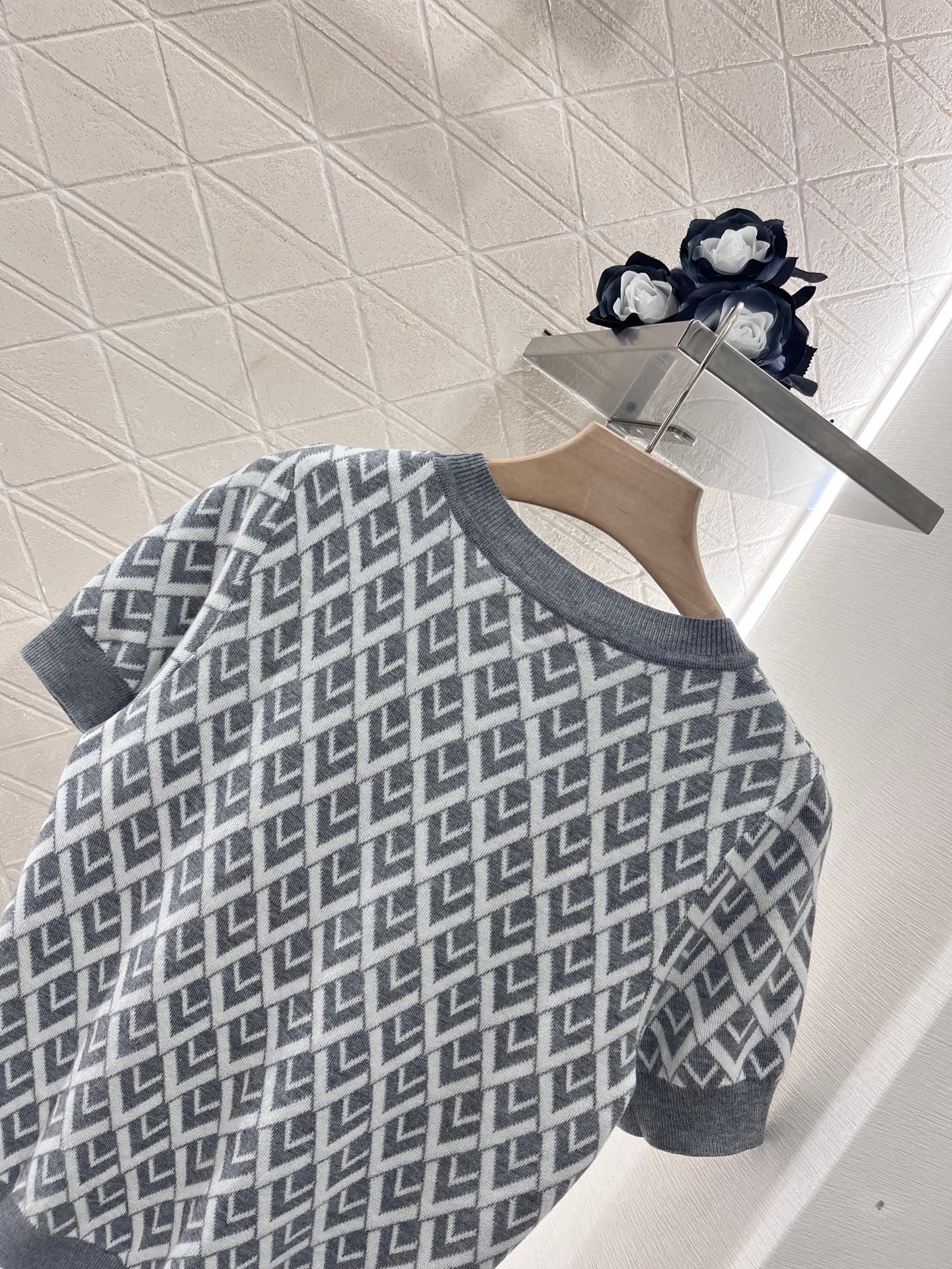 25 round neck jacquard knitted short sleeves