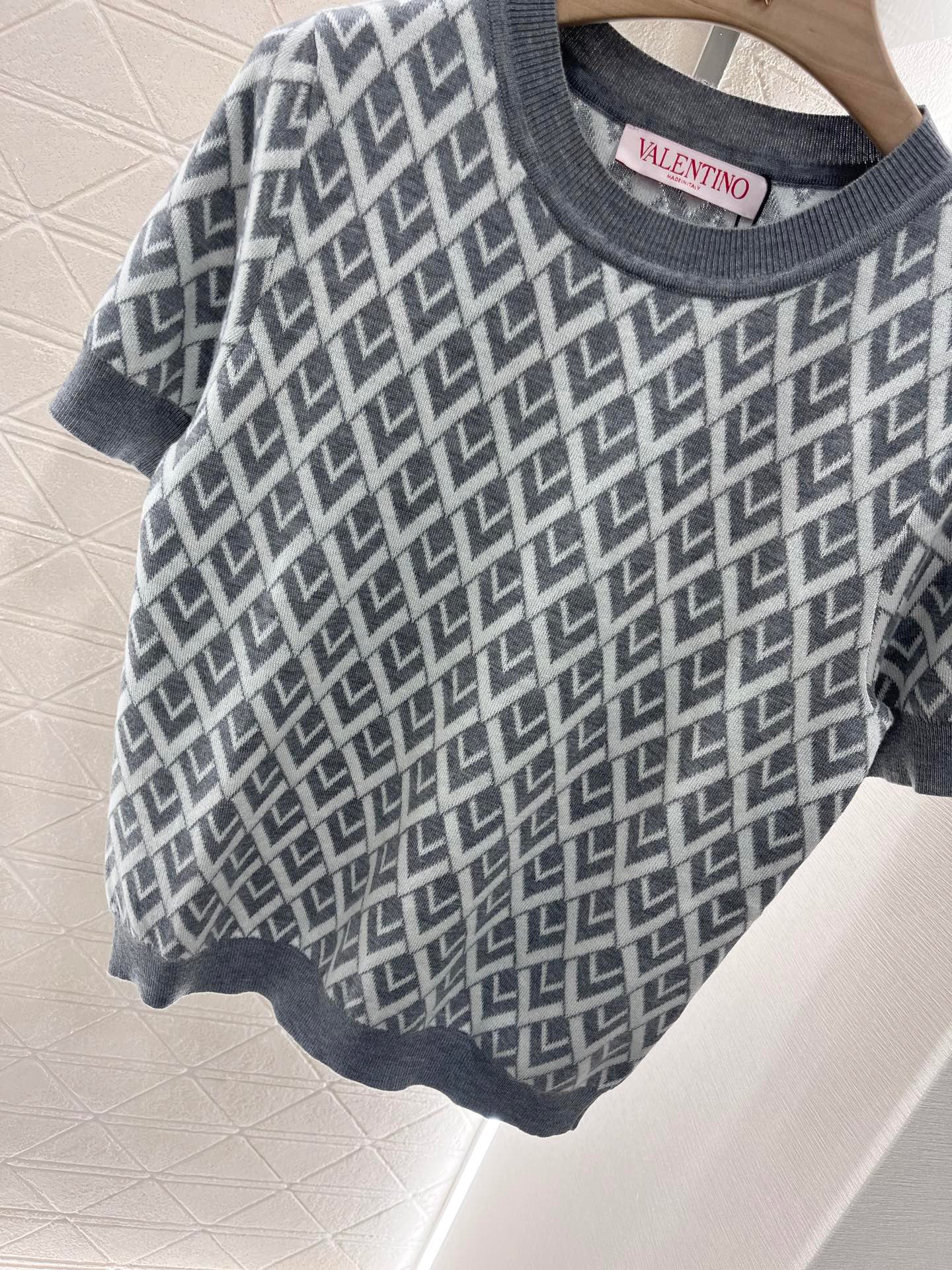 25 round neck jacquard knitted short sleeves