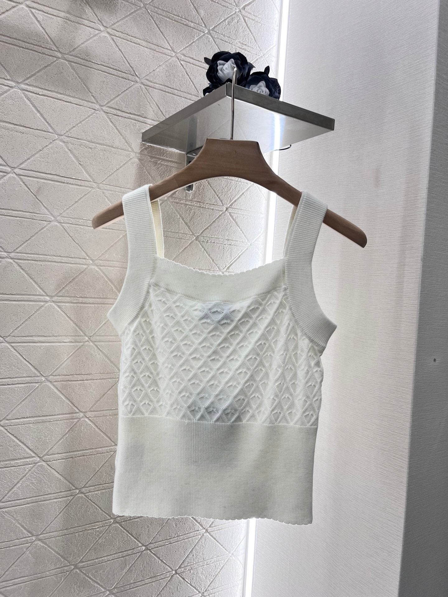Plume Knit Vest