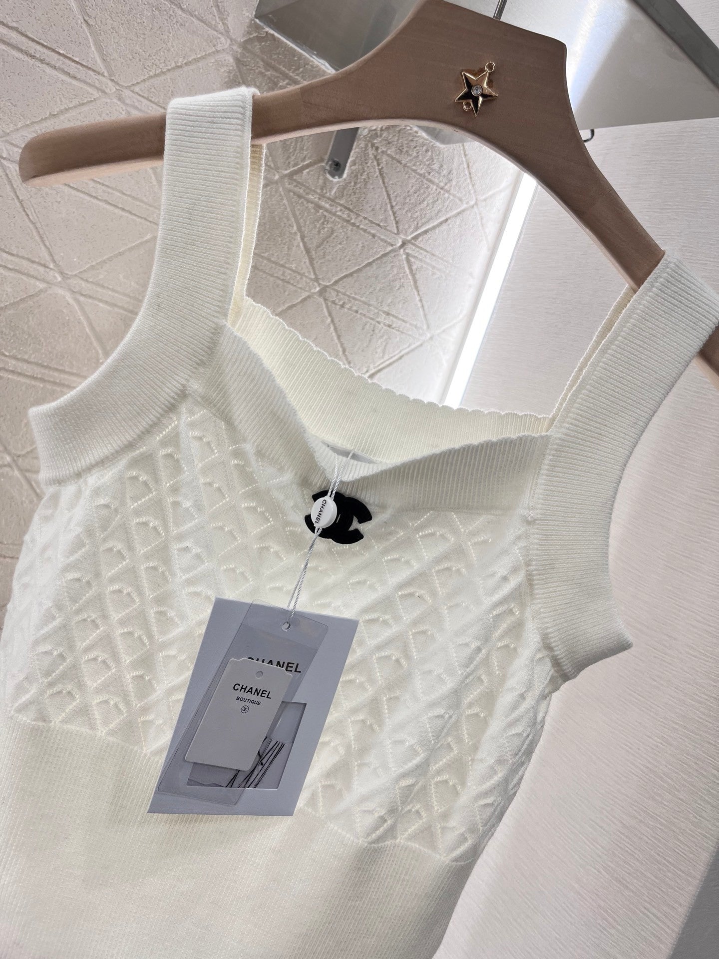 Plume Knit Vest