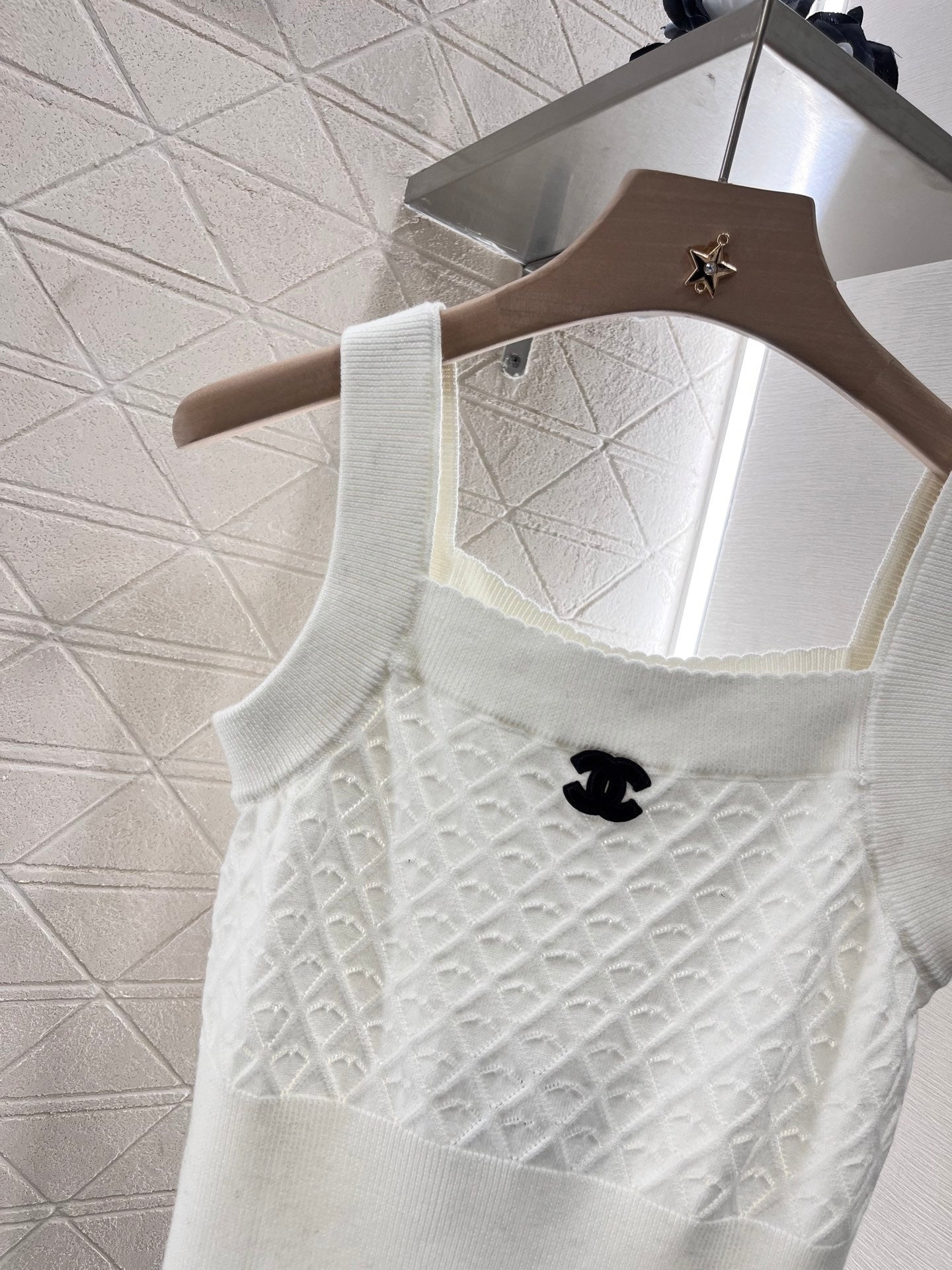 Plume Knit Vest