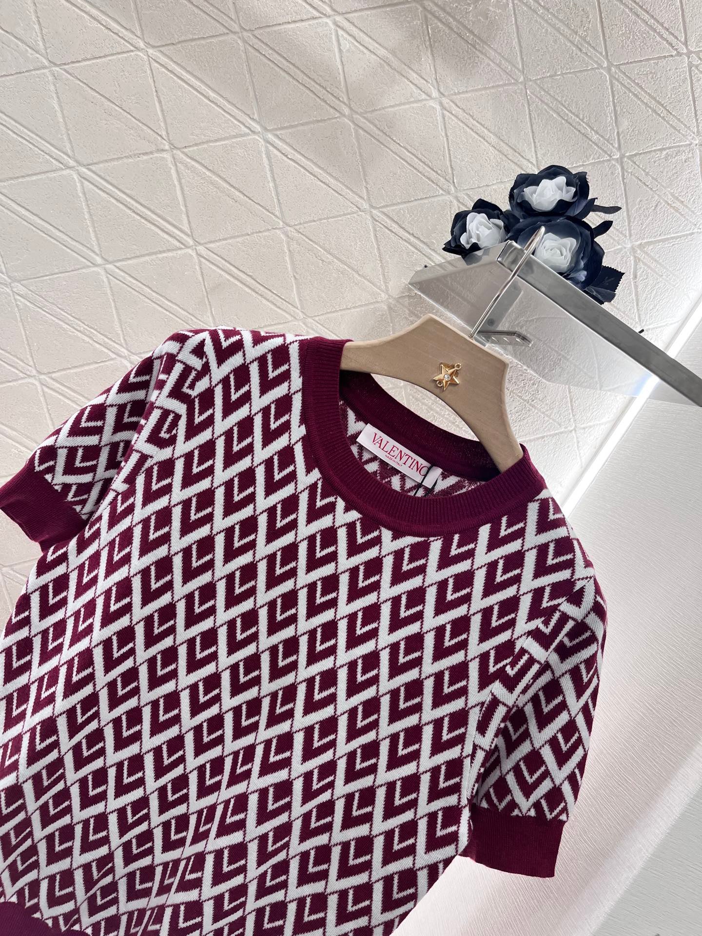 25 round neck jacquard knitted short sleeves