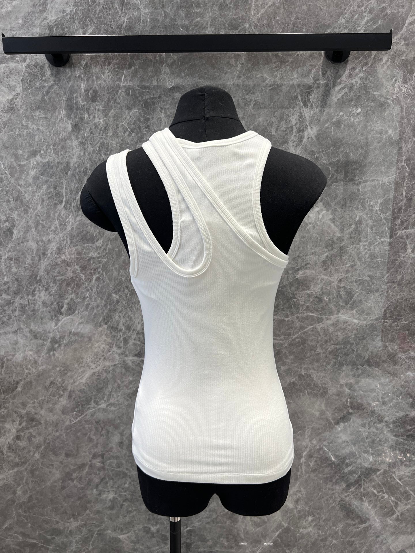 25ss Monogrammed Embroidered Cotton Ribbed False Two Piece Asymmetric Tank Top