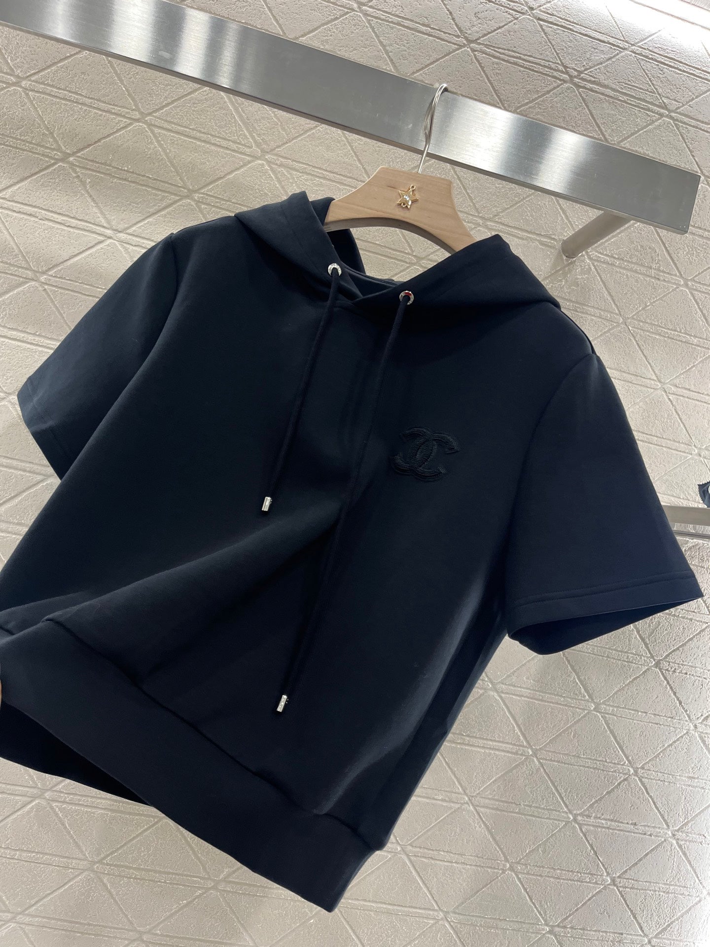 25 Hooded Letter Set