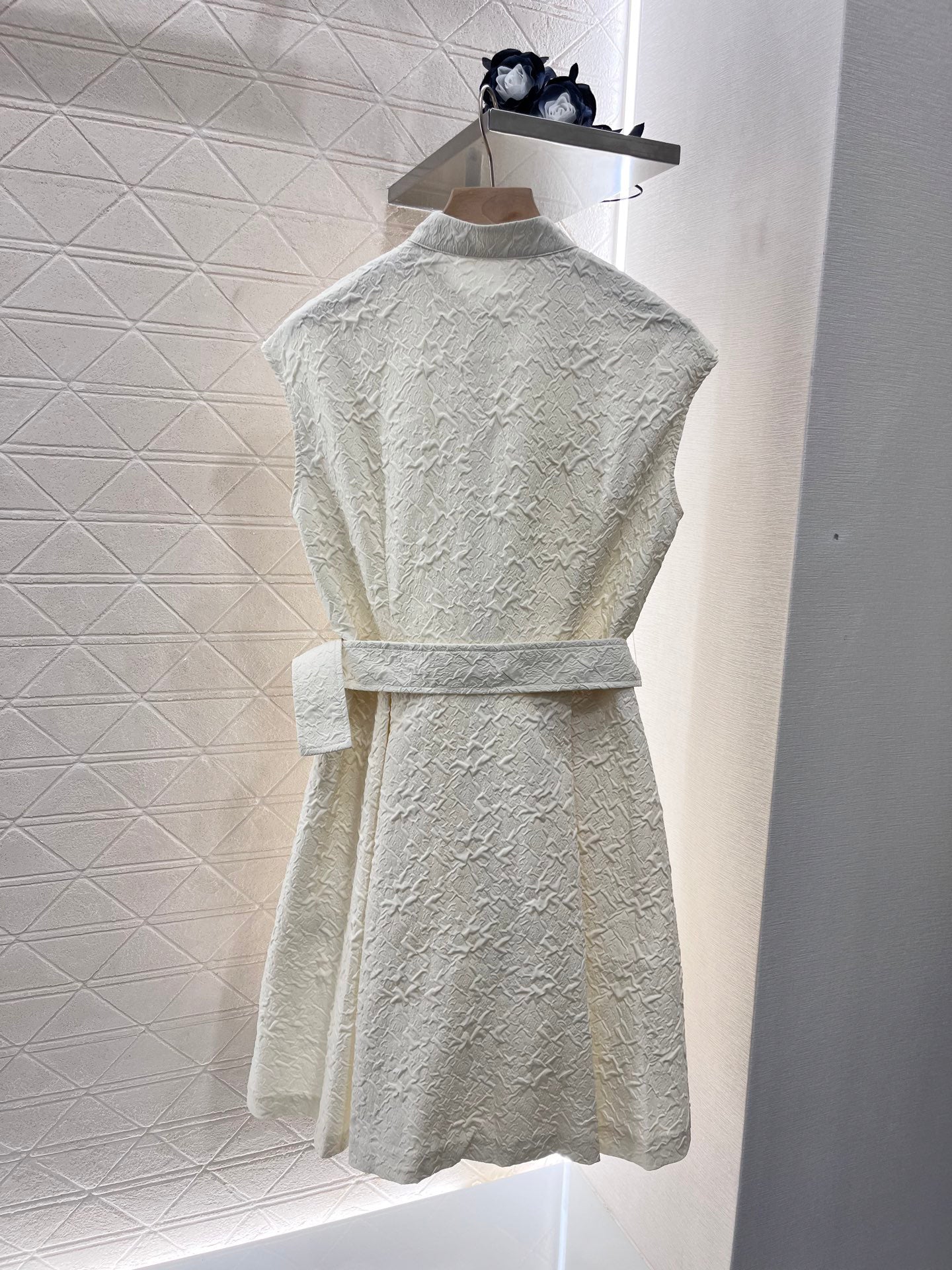 25 Stand Collar Sleeveless Belted Dress