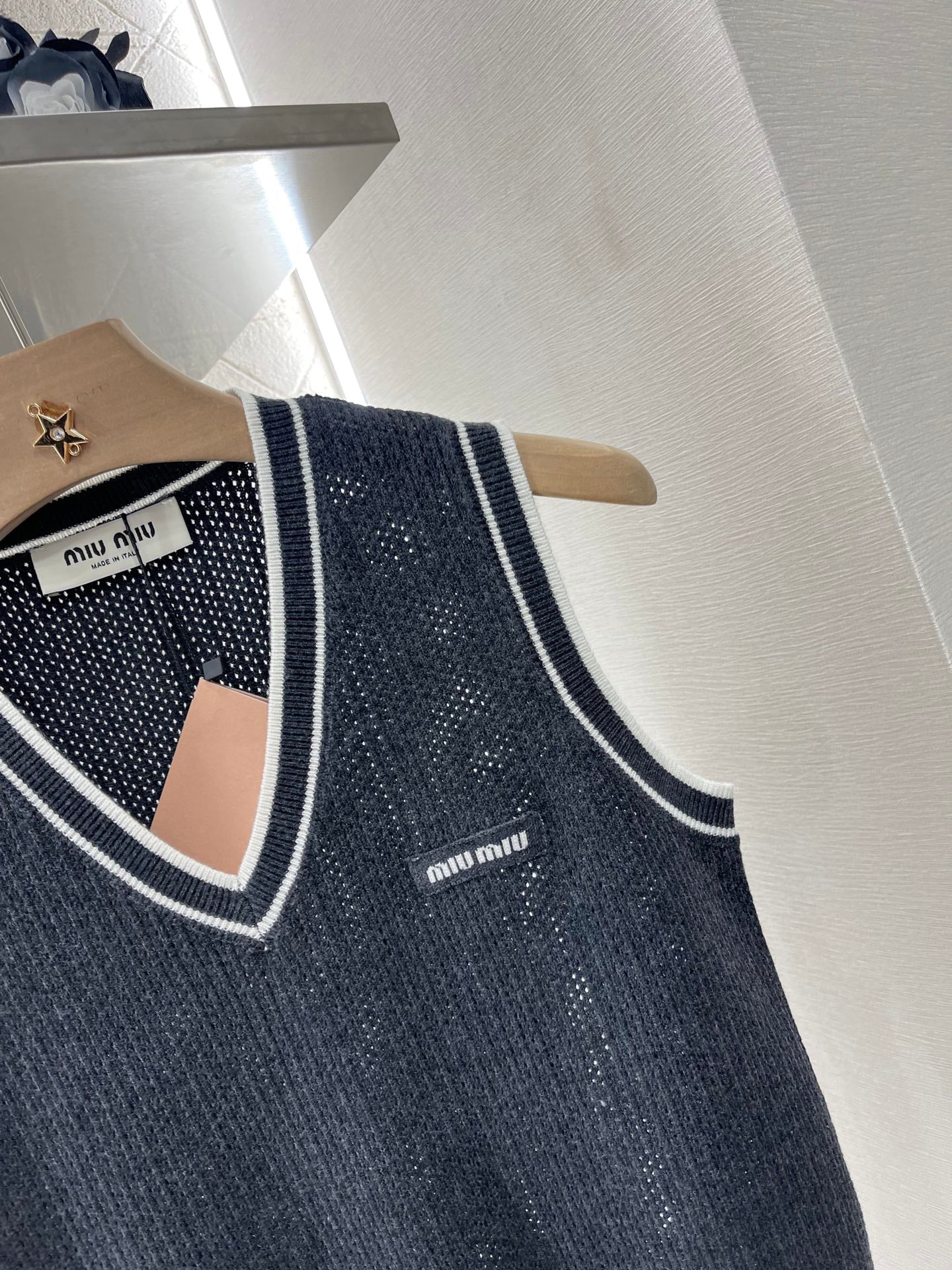 25ss Striped collar knitted vest