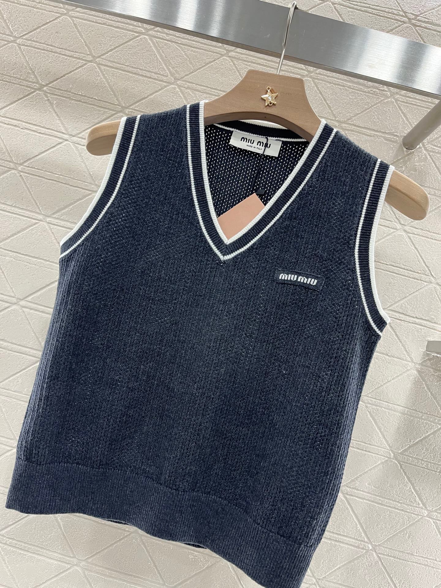 25ss Striped collar knitted vest