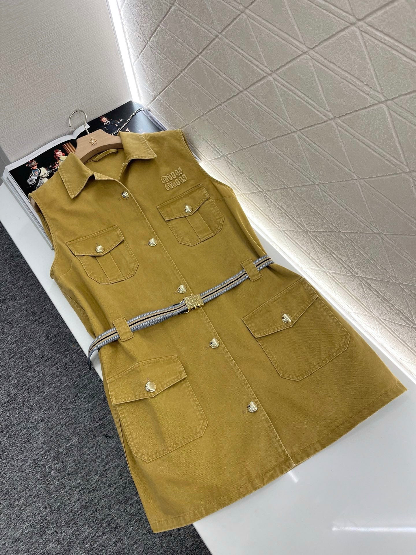 25ss Embroidered belt vest skirt