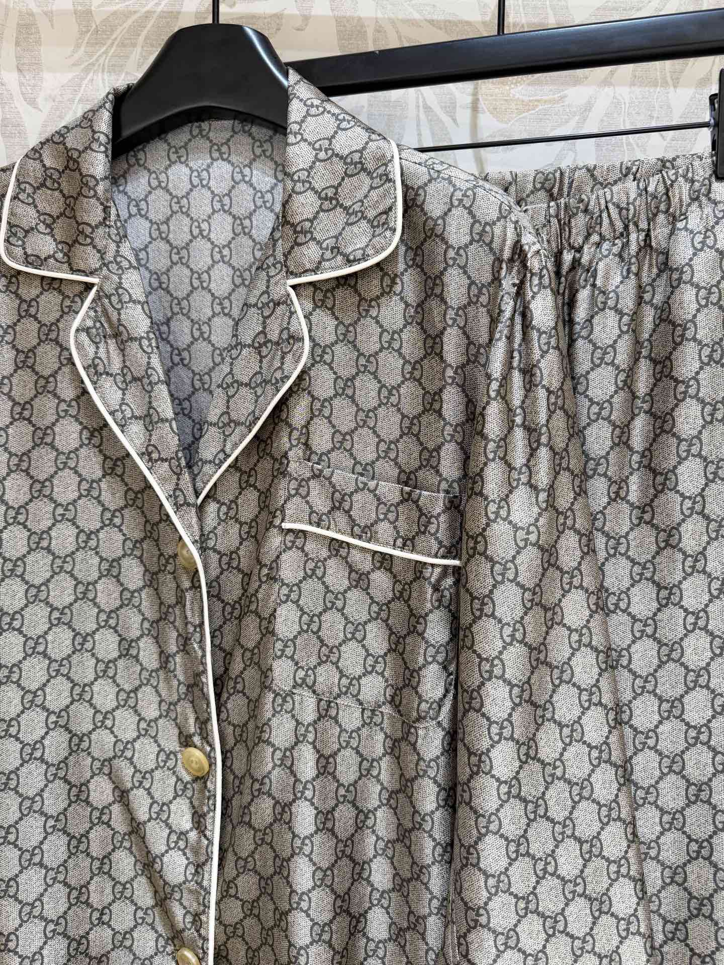 25ss Silk home wear suit