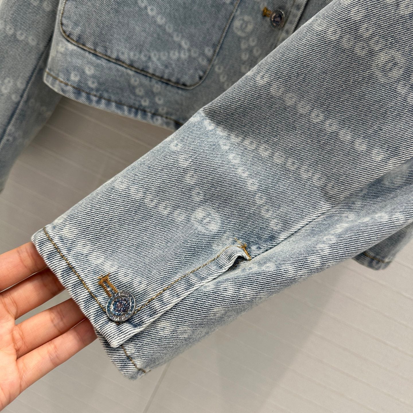 25ss Chain print vintage washed blue denim jacket