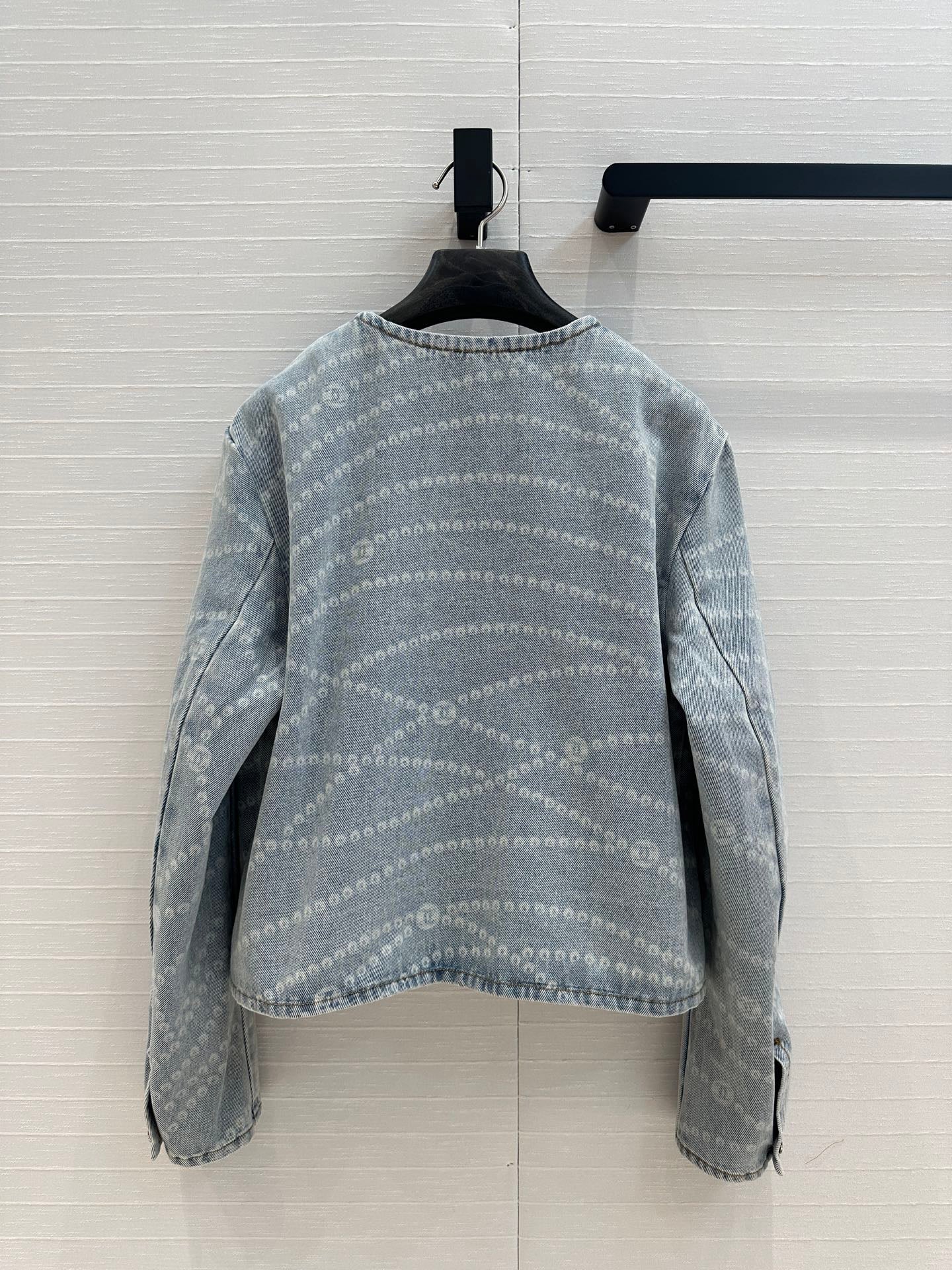 25ss Chain print vintage washed blue denim jacket