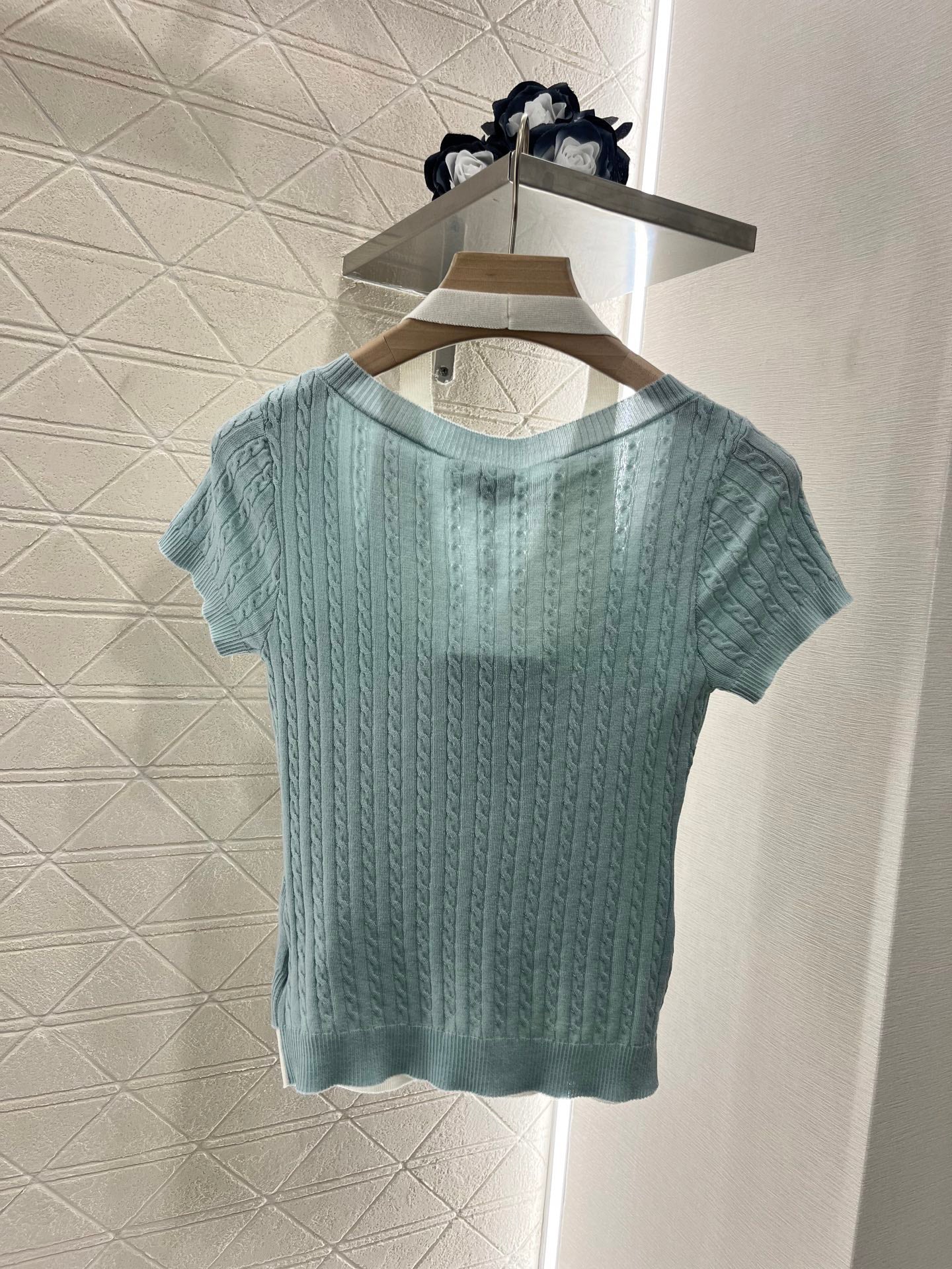 25ss Halter neck panelled knit top