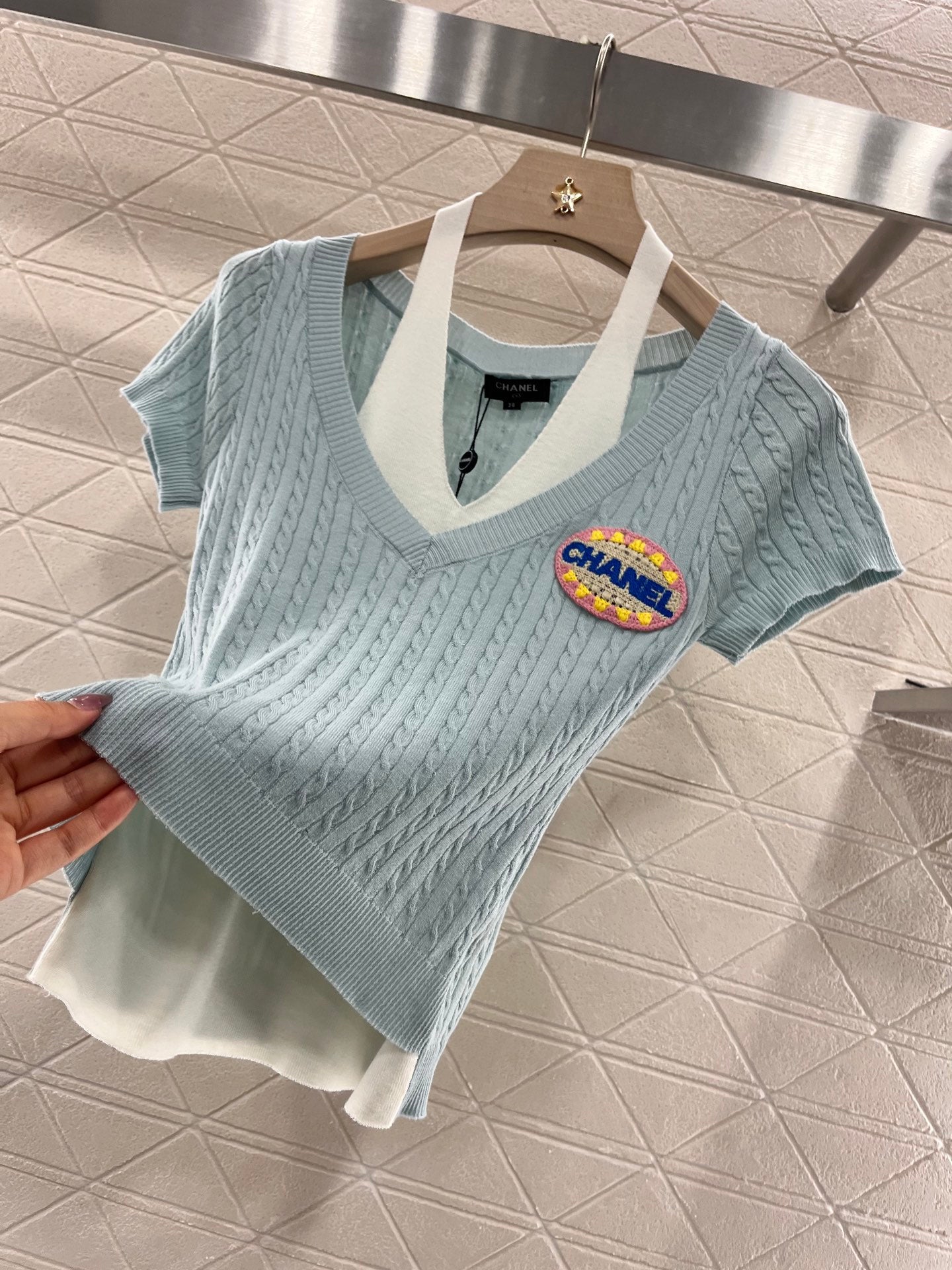 25ss Halter neck panelled knit top