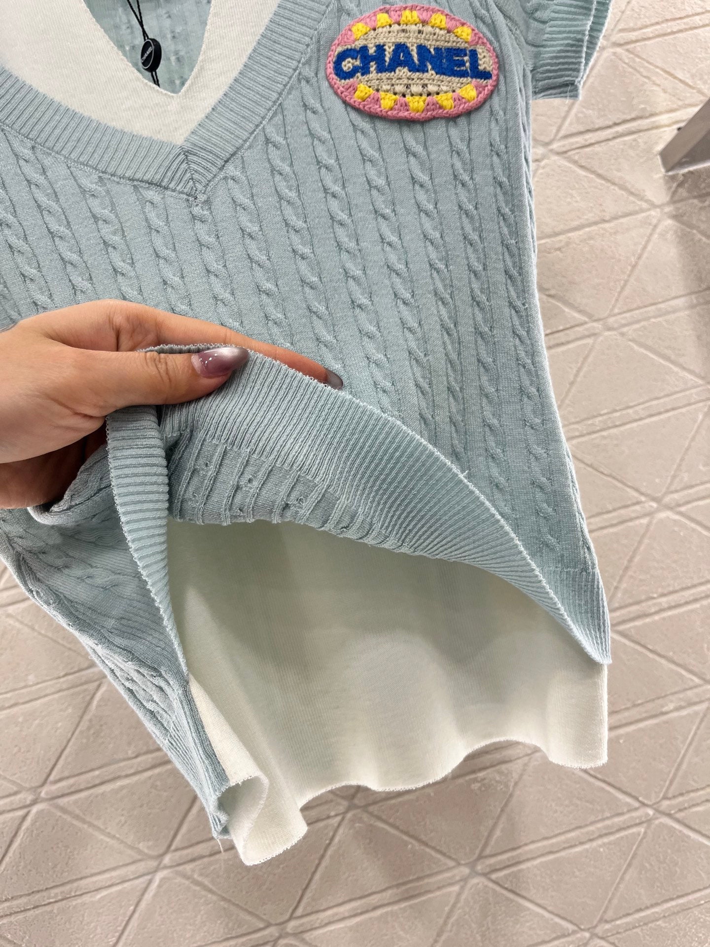 25ss Halter neck panelled knit top