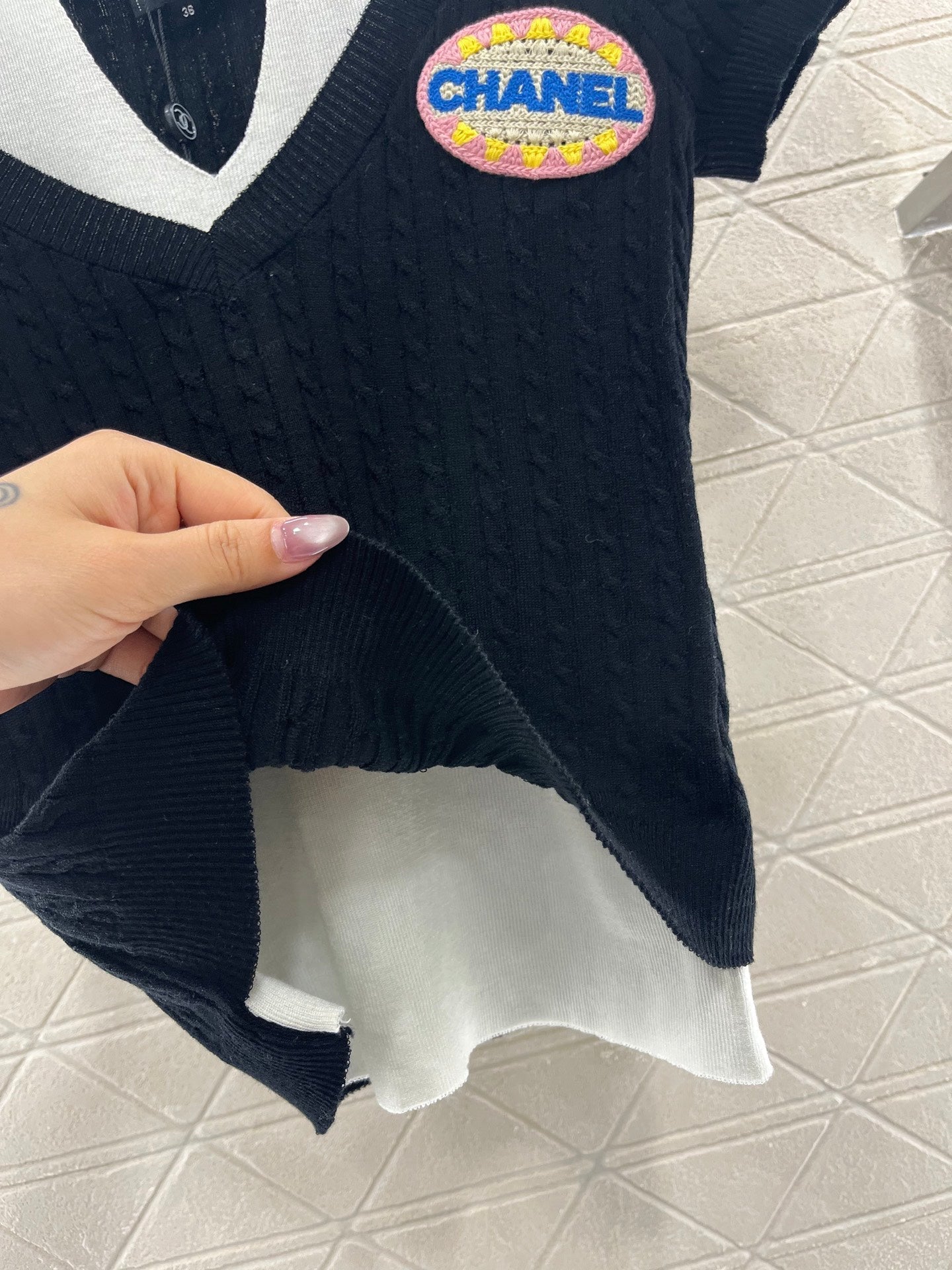 25ss Halter neck panelled knit top