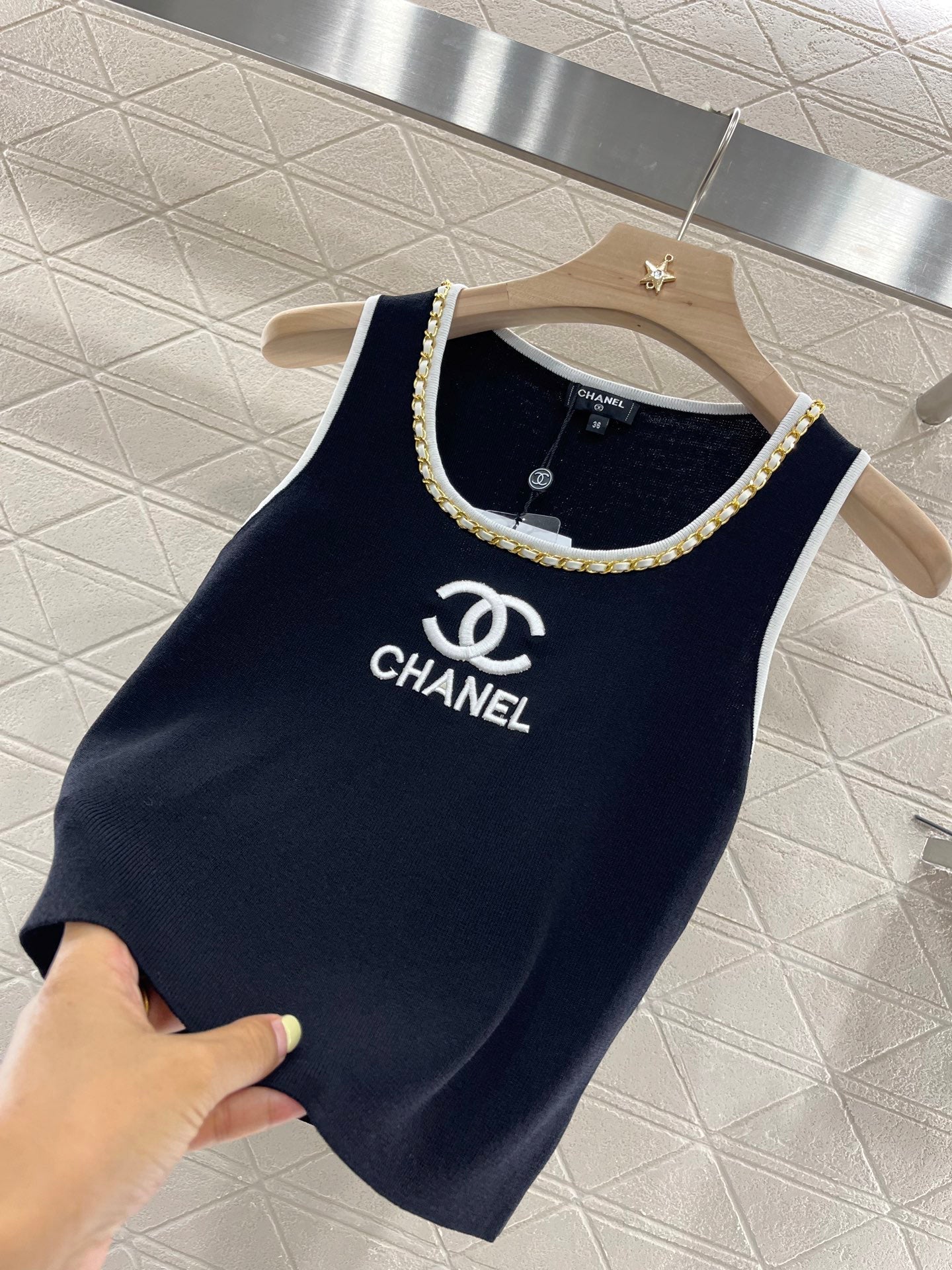 25ss Chain-woven backbone
