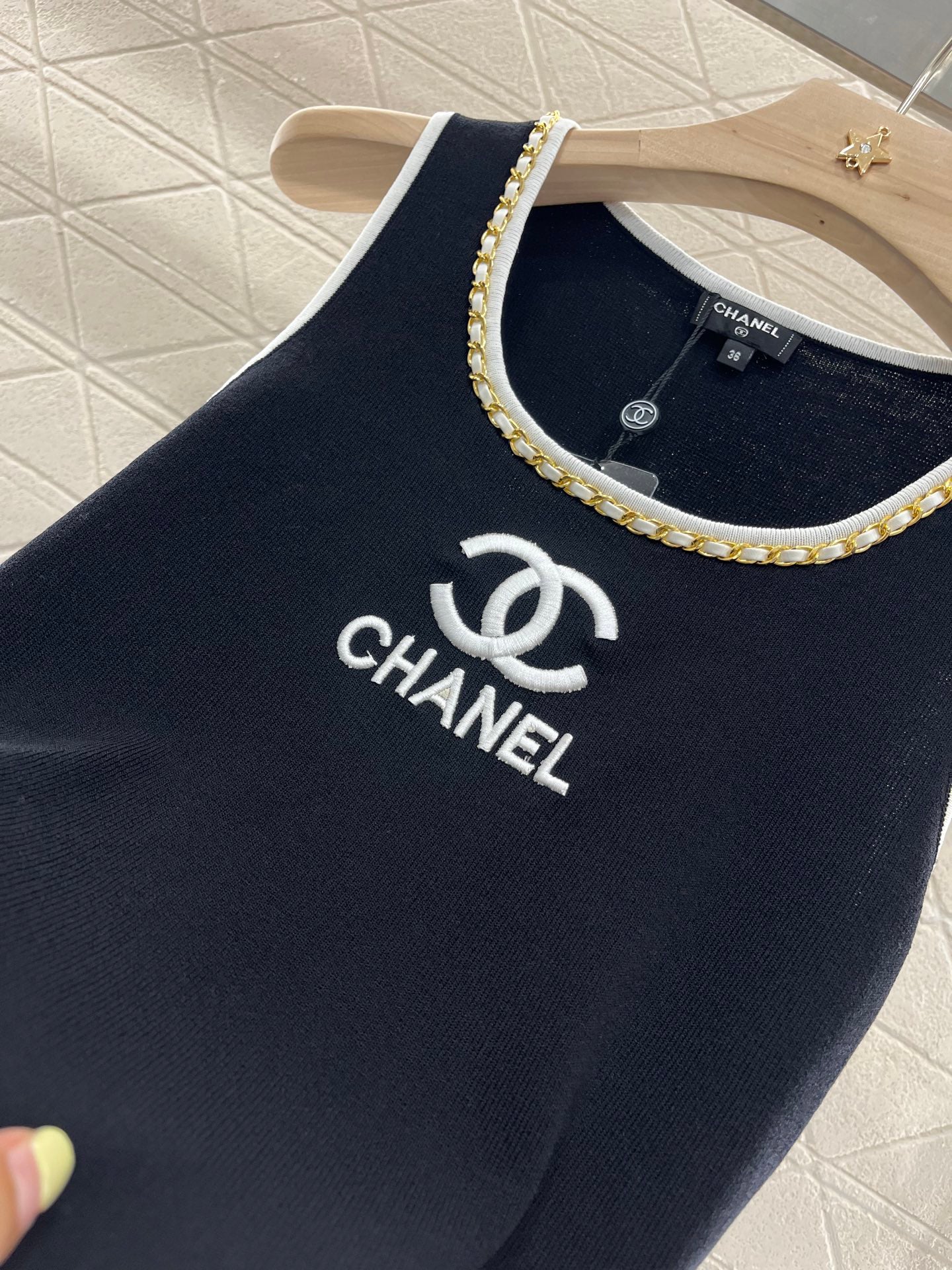 25ss Chain-woven backbone