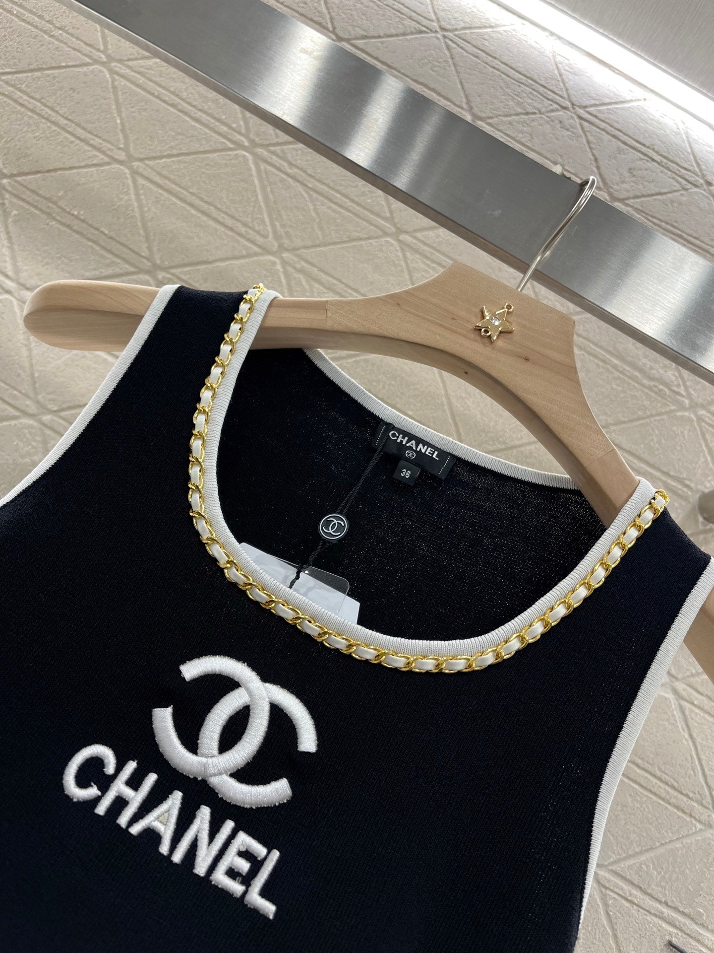 25ss Chain-woven backbone