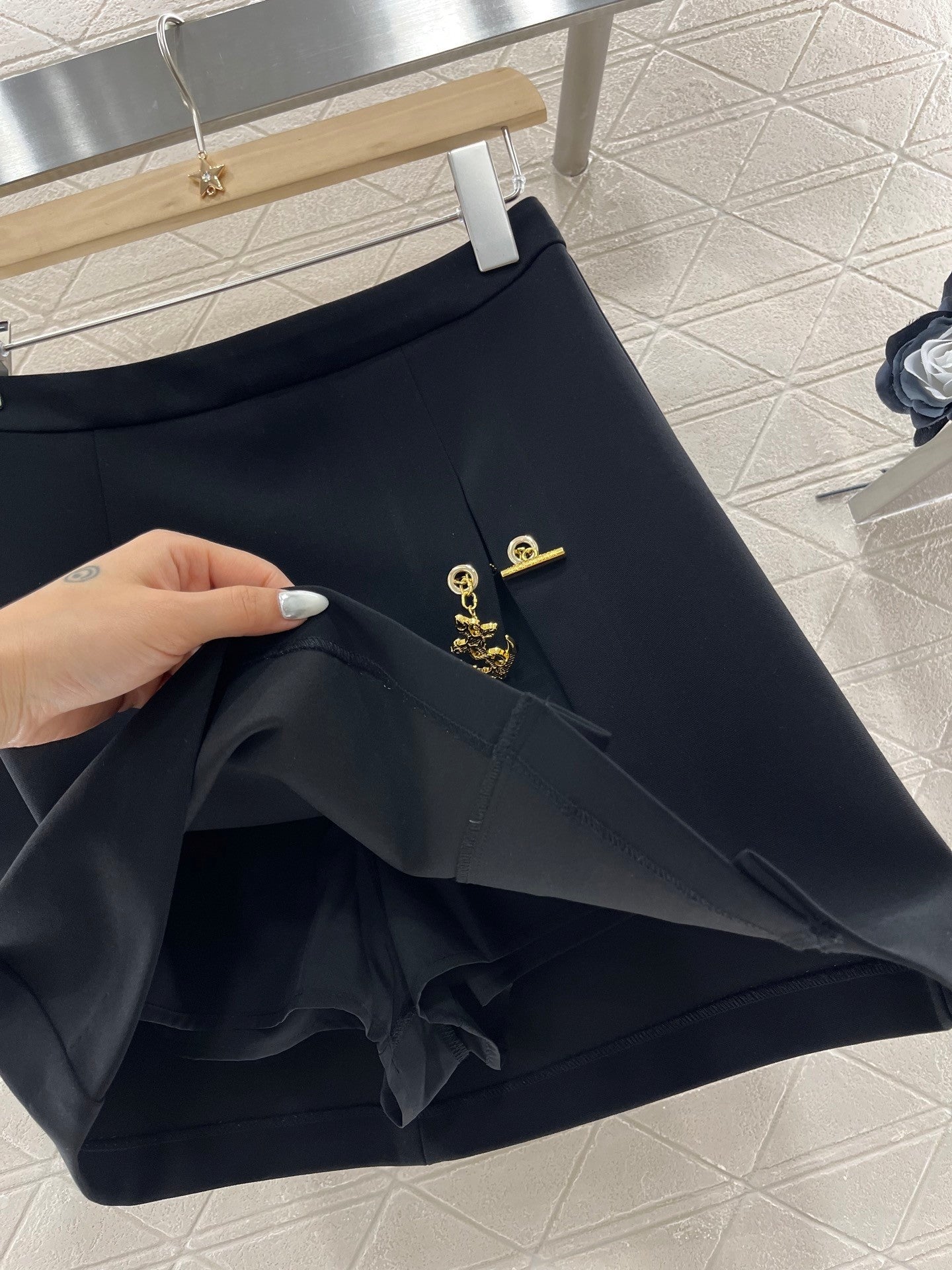 25ss chain a-line pleated skirt