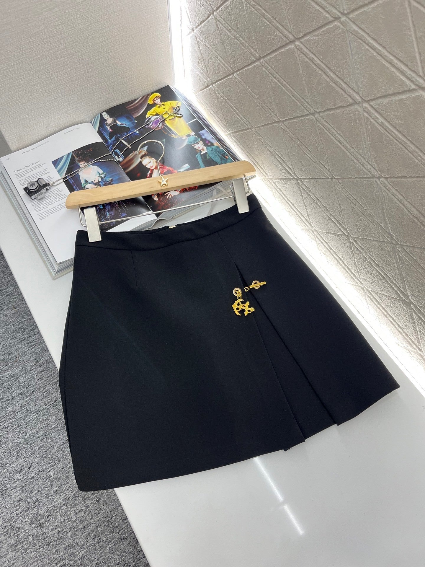 25ss chain a-line pleated skirt