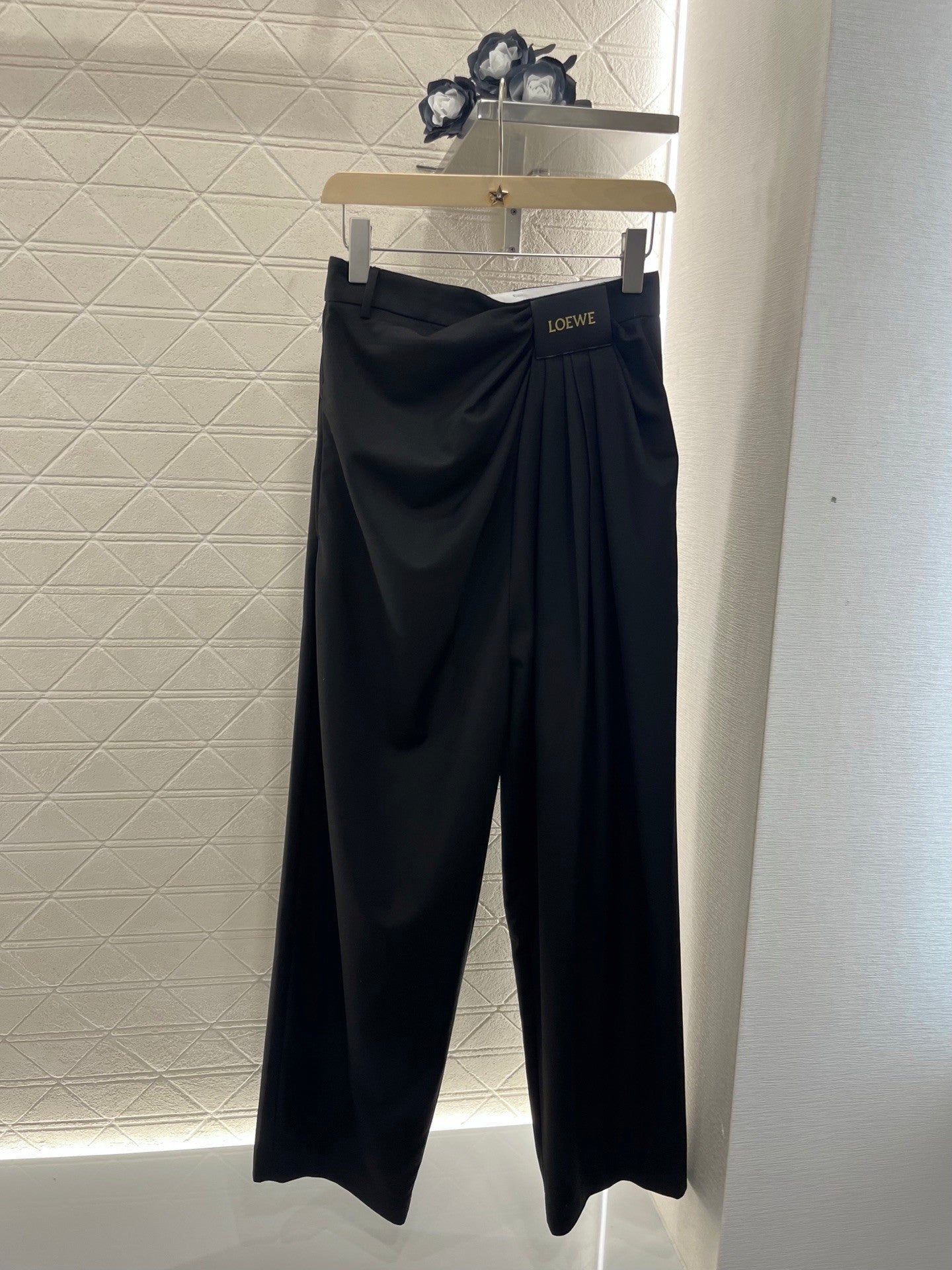 25ss leather label pleated trendy trousers