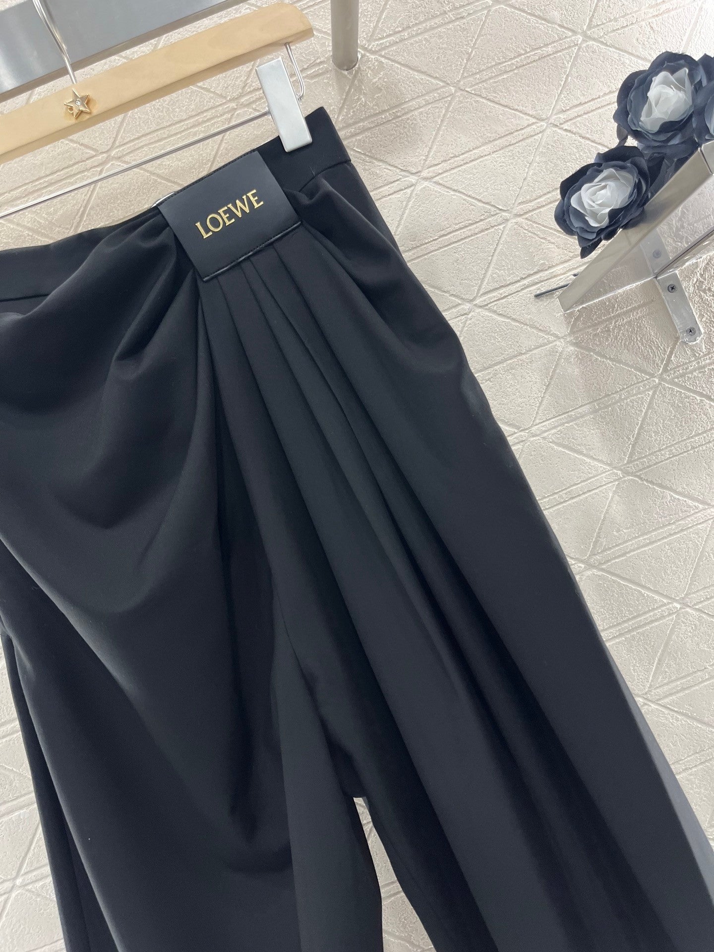 25ss leather label pleated trendy trousers